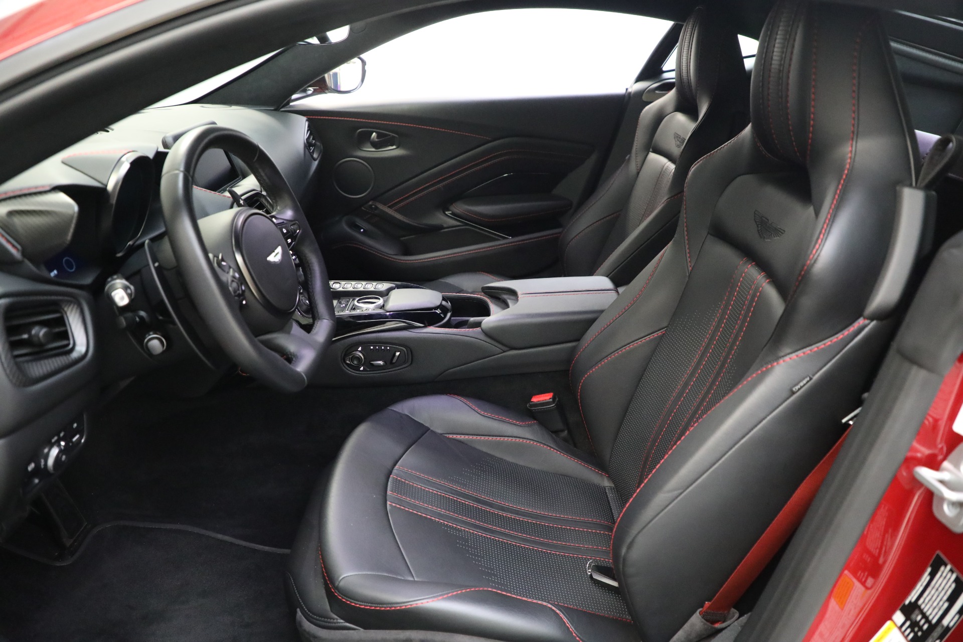 New 2020 Aston Martin Vantage Coupe | St. Petersburg, FL