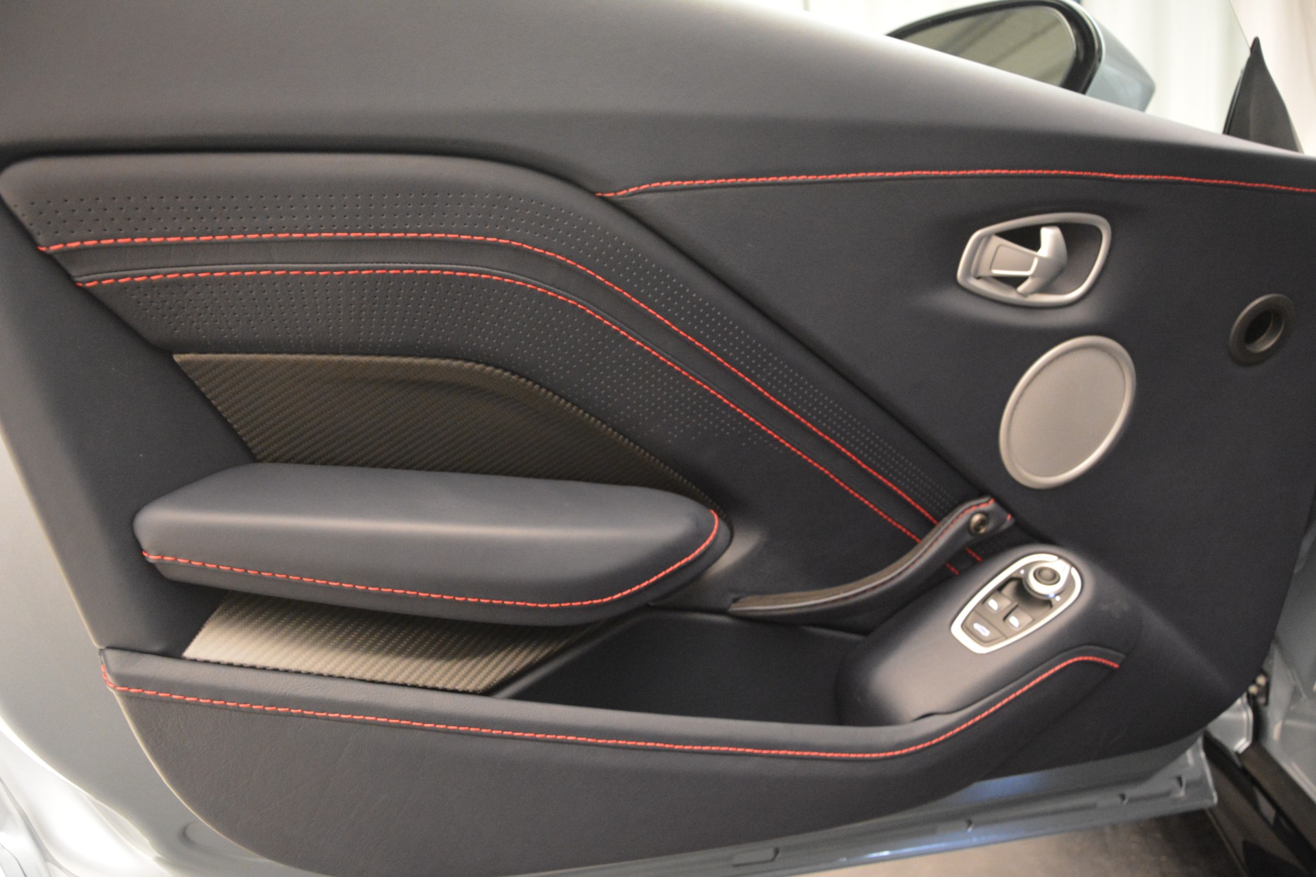 Used 2019 Aston Martin Vantage Coupe | St. Petersburg, FL