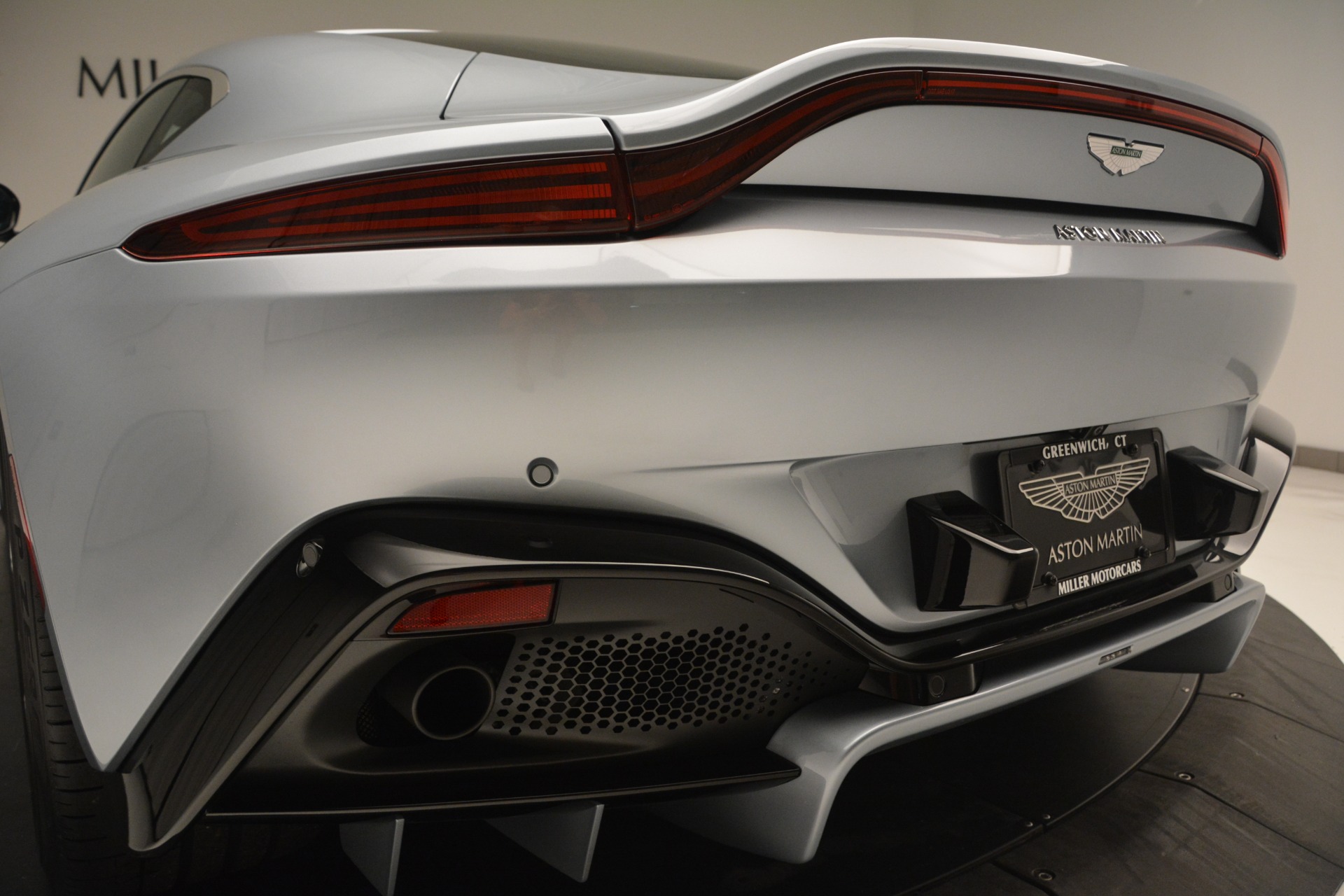Used 2019 Aston Martin Vantage Coupe | St. Petersburg, FL