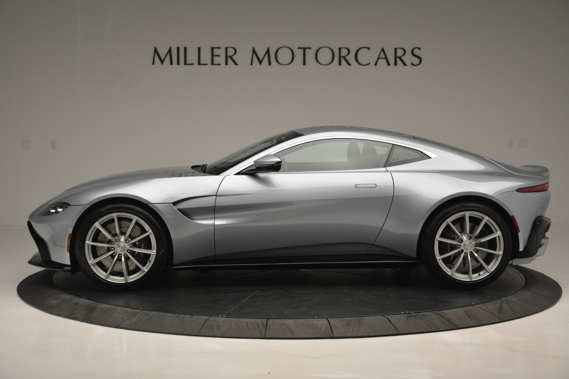 Used 2019 Aston Martin Vantage Coupe | St. Petersburg, FL