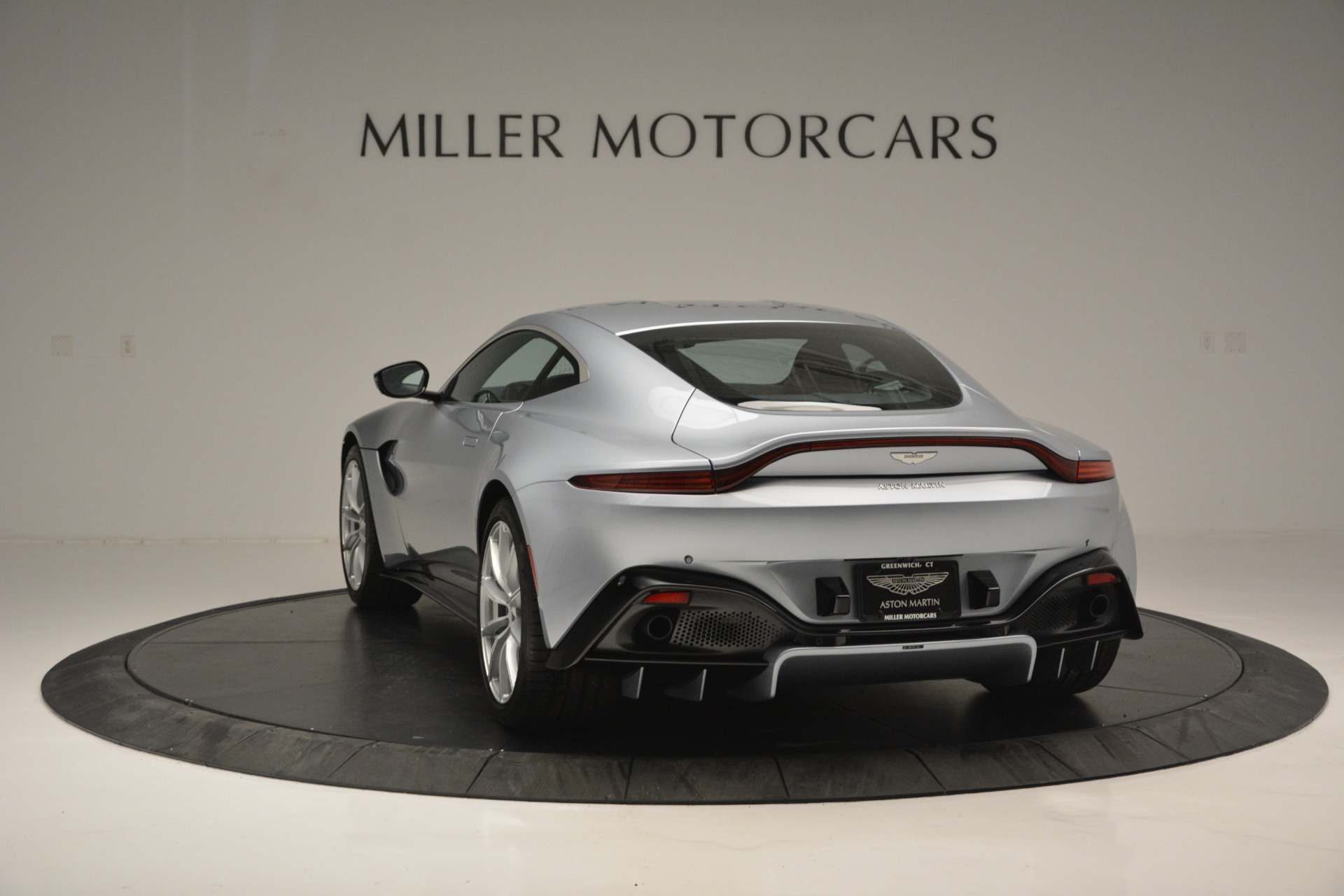 Used 2019 Aston Martin Vantage Coupe | St. Petersburg, FL