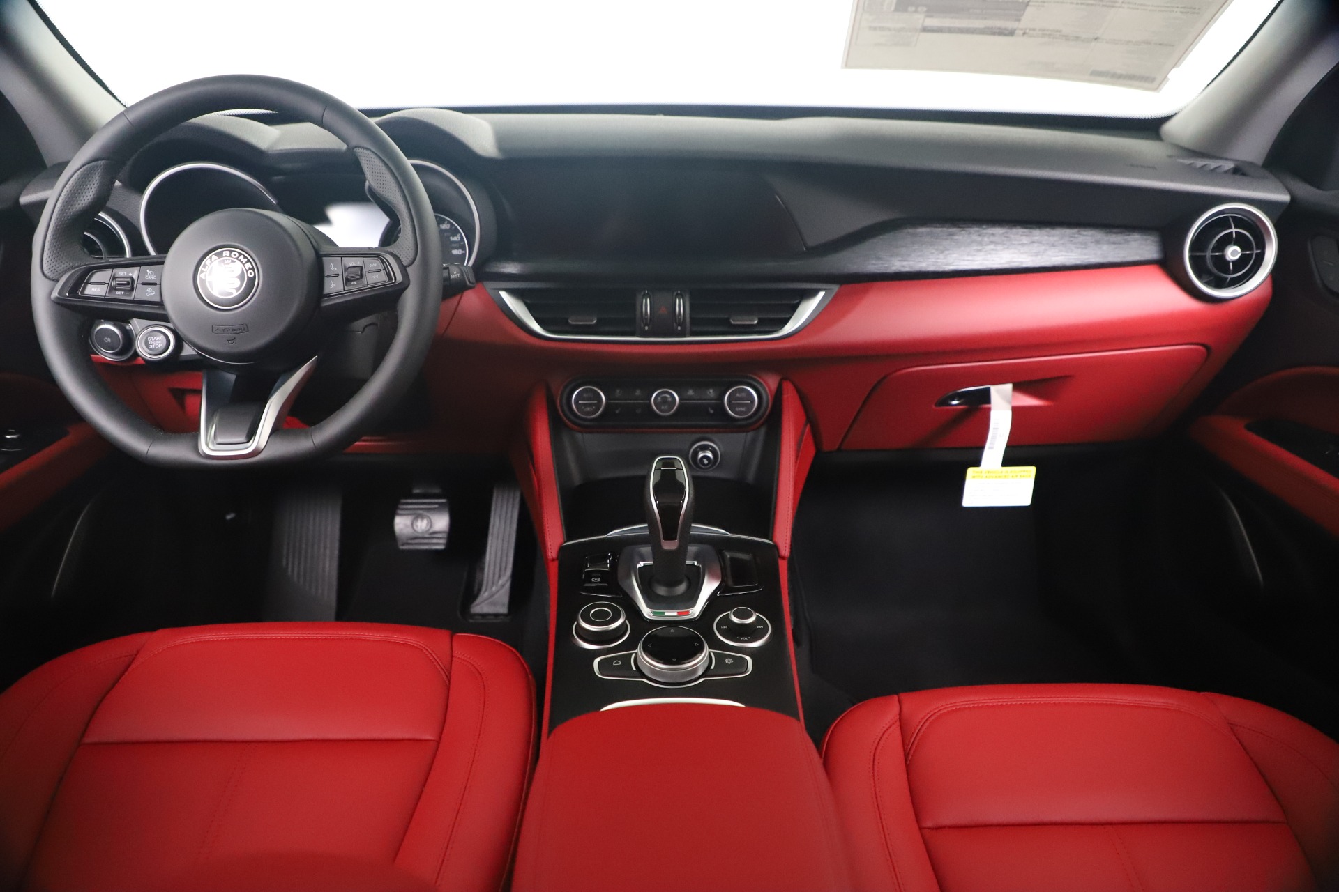 New 2020 Alfa Romeo Stelvio Sport Q4 | St. Petersburg, FL