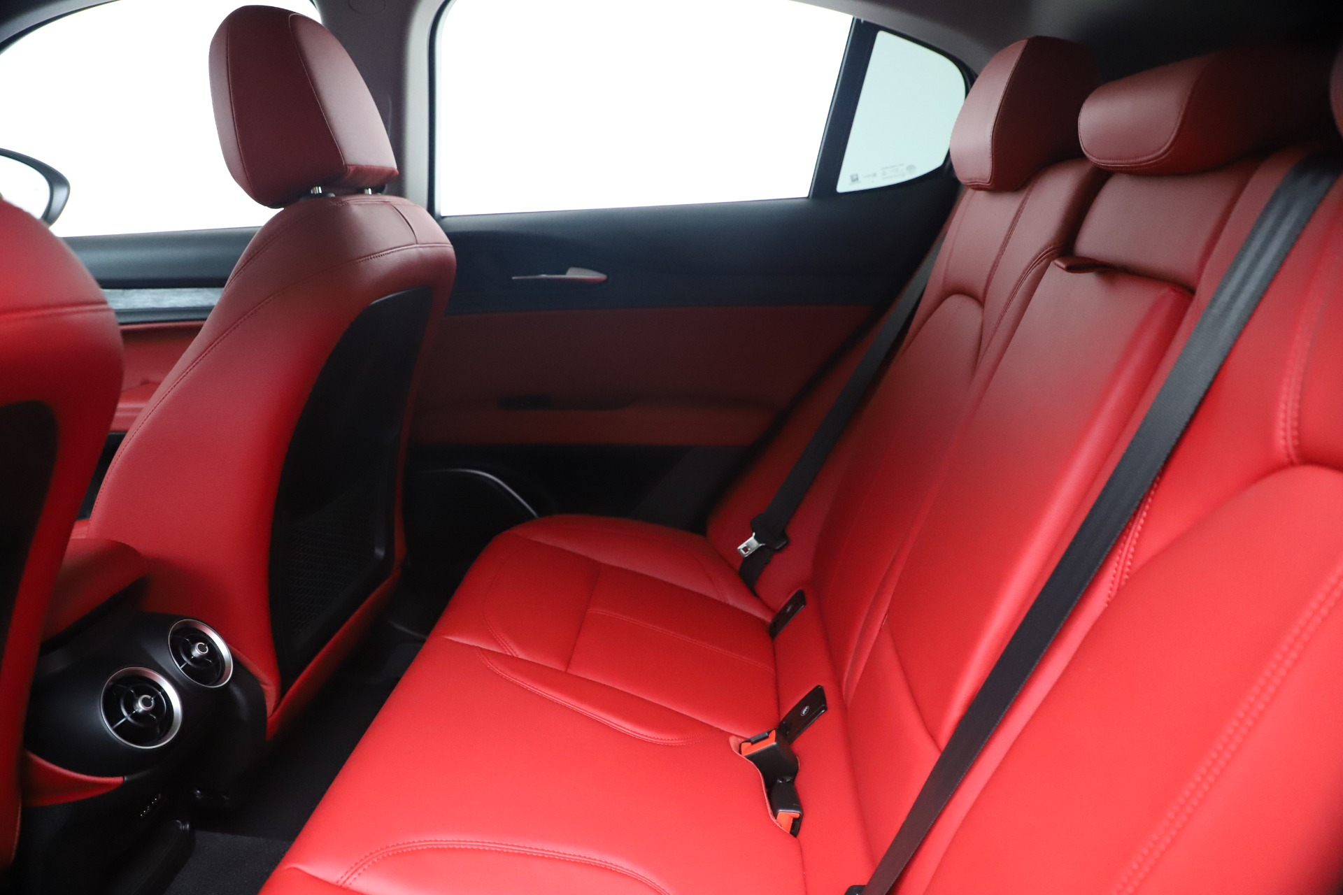 New 2020 Alfa Romeo Stelvio Sport Q4 | St. Petersburg, FL