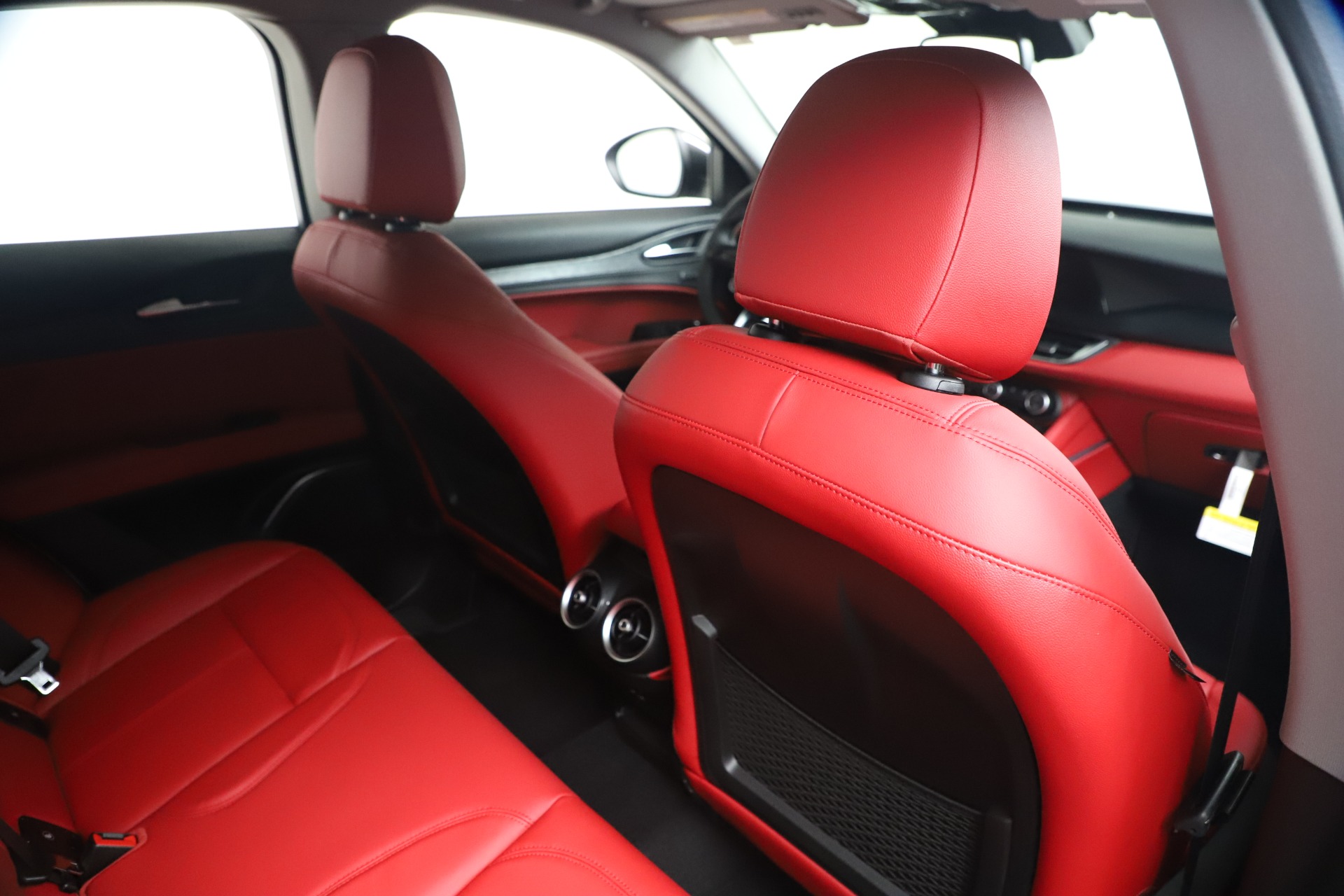 New 2020 Alfa Romeo Stelvio Sport Q4 | St. Petersburg, FL