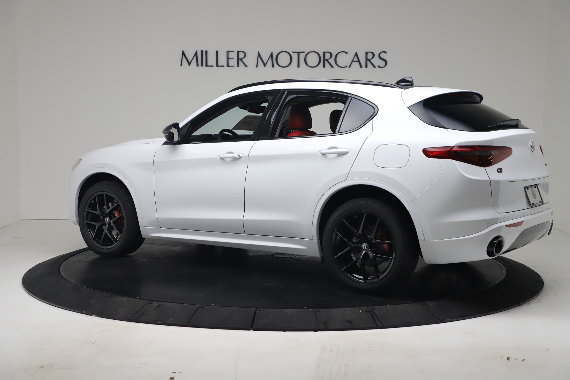 New 2020 Alfa Romeo Stelvio Sport Q4 | St. Petersburg, FL