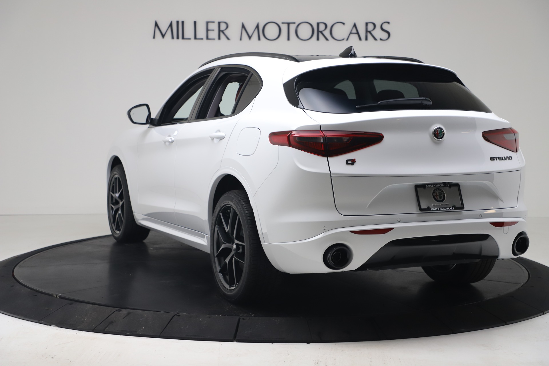 New 2020 Alfa Romeo Stelvio Sport Q4 | St. Petersburg, FL