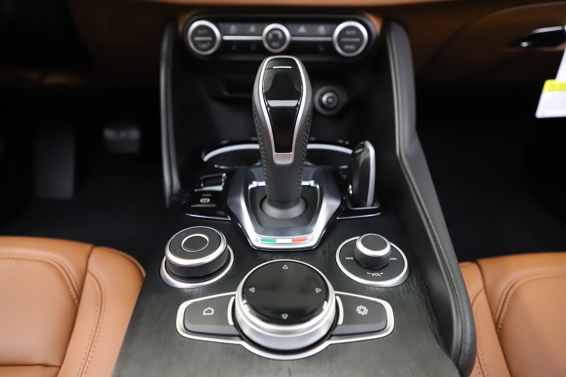 New 2020 Alfa Romeo Giulia Q4 | St. Petersburg, FL