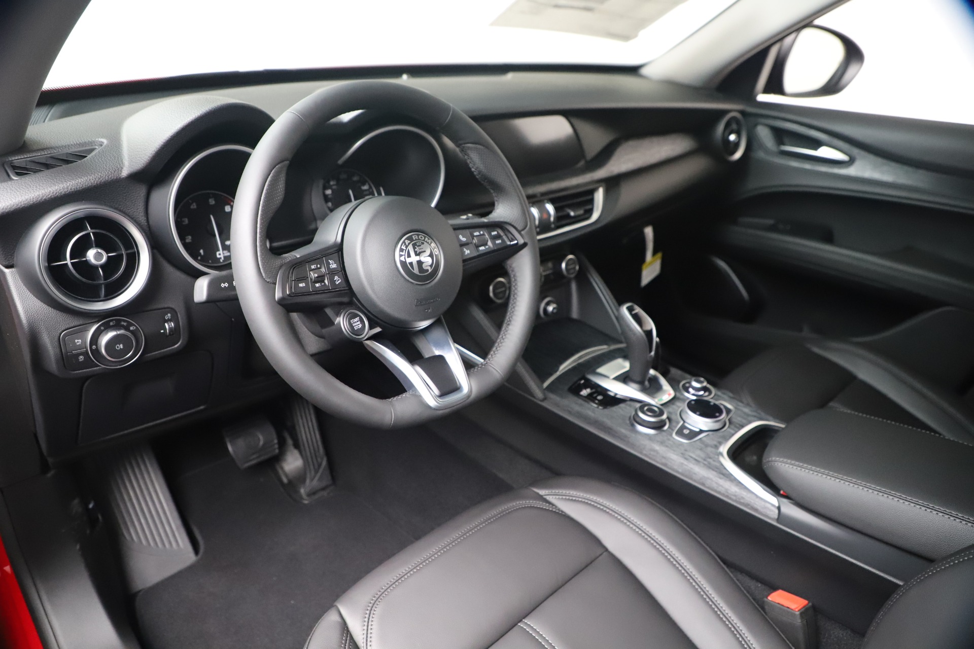 New 2020 Alfa Romeo Stelvio Q4 | St. Petersburg, FL