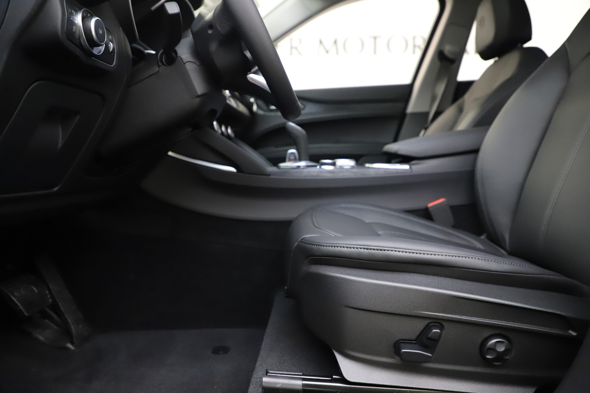 New 2020 Alfa Romeo Stelvio Q4 | St. Petersburg, FL