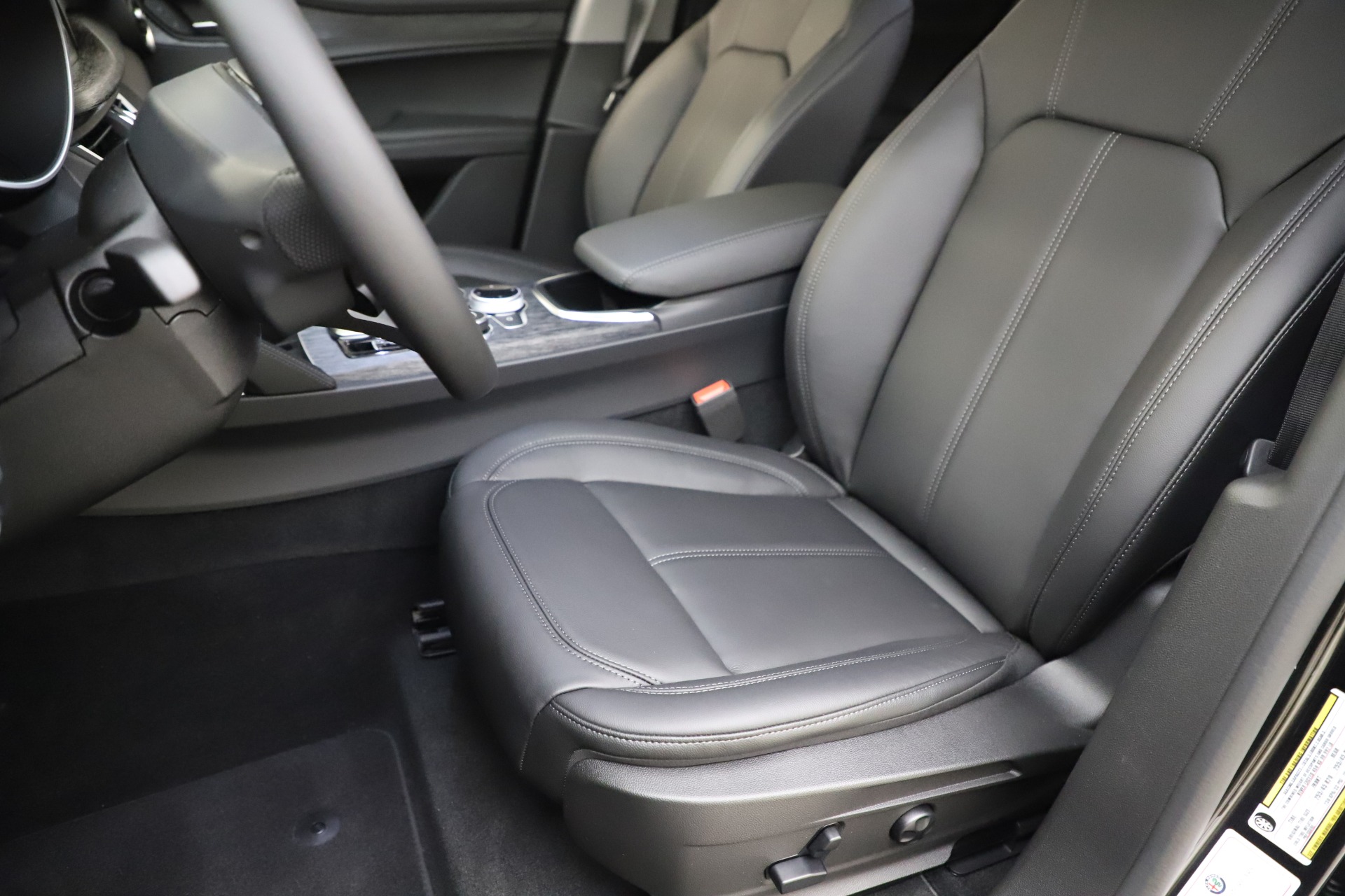 New 2020 Alfa Romeo Stelvio Q4 | St. Petersburg, FL