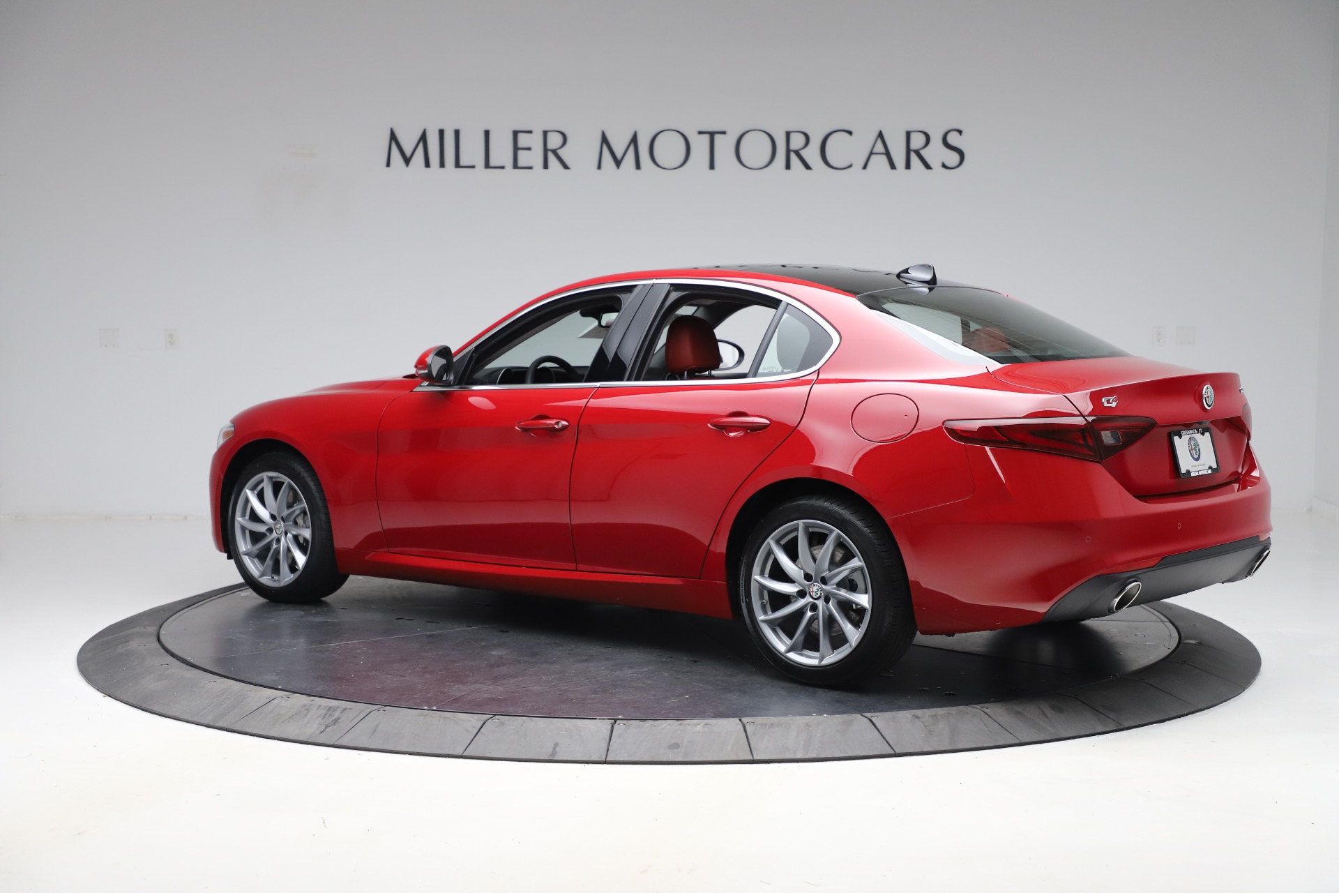 New 2020 Alfa Romeo Giulia Q4 | St. Petersburg, FL