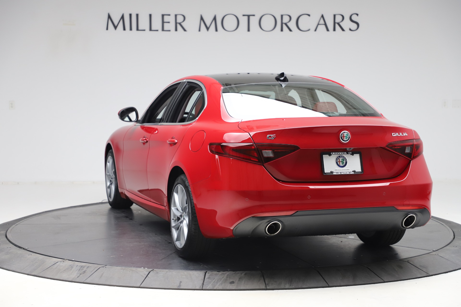 New 2020 Alfa Romeo Giulia Q4 | St. Petersburg, FL