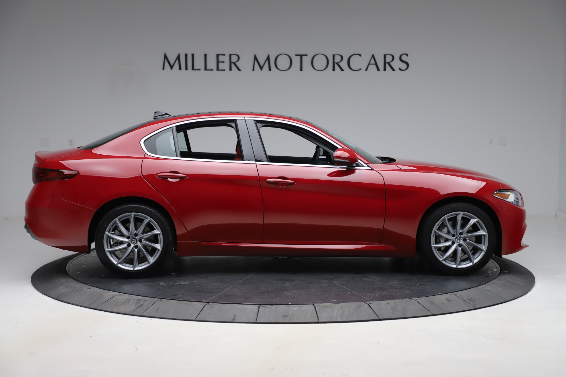 New 2020 Alfa Romeo Giulia Q4 | St. Petersburg, FL