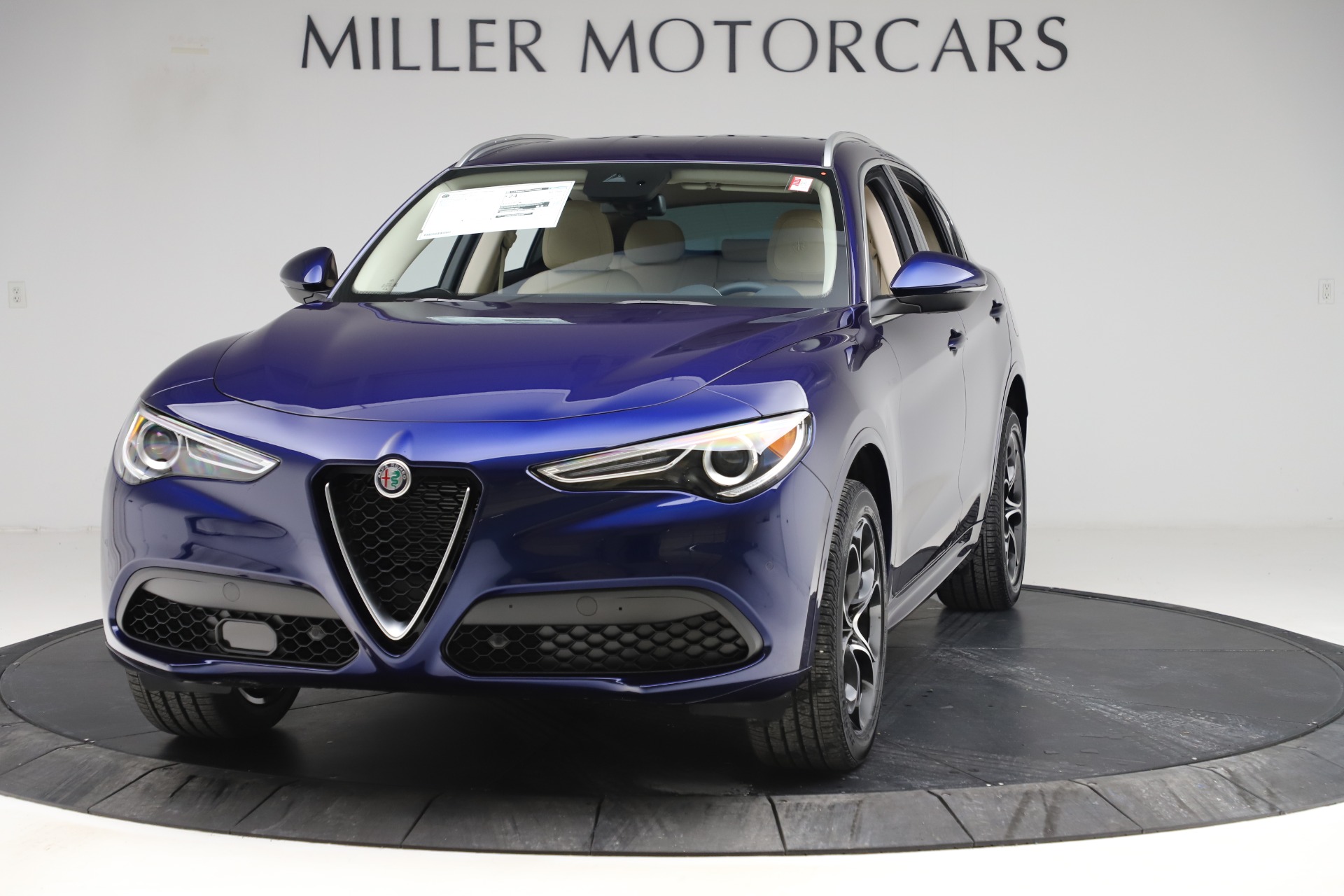 New 2020 Alfa Romeo Stelvio Ti Lusso Q4 | St. Petersburg, FL
