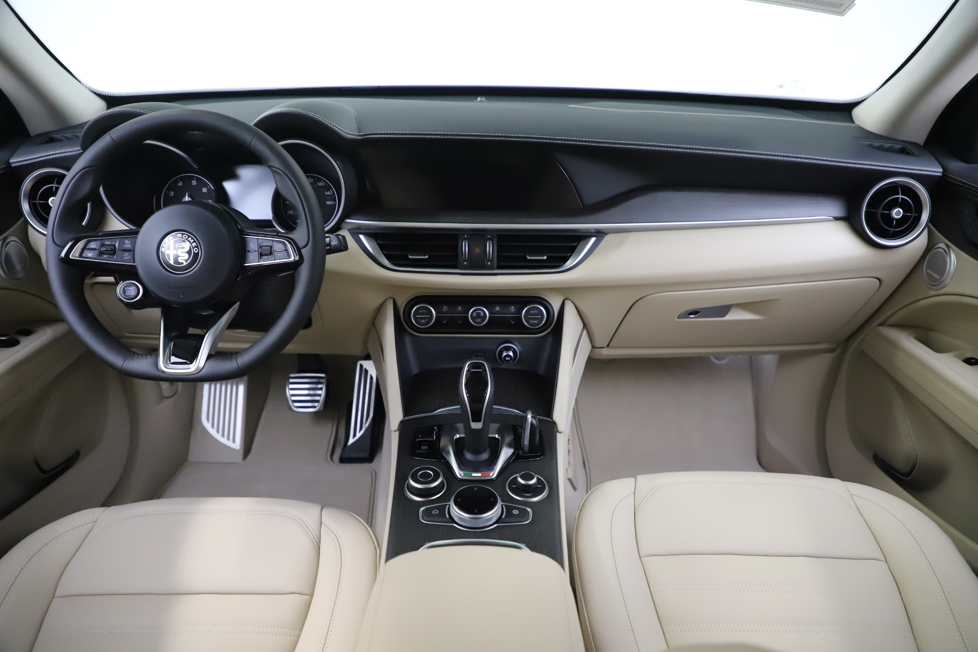 New 2020 Alfa Romeo Stelvio Ti Lusso Q4 | St. Petersburg, FL