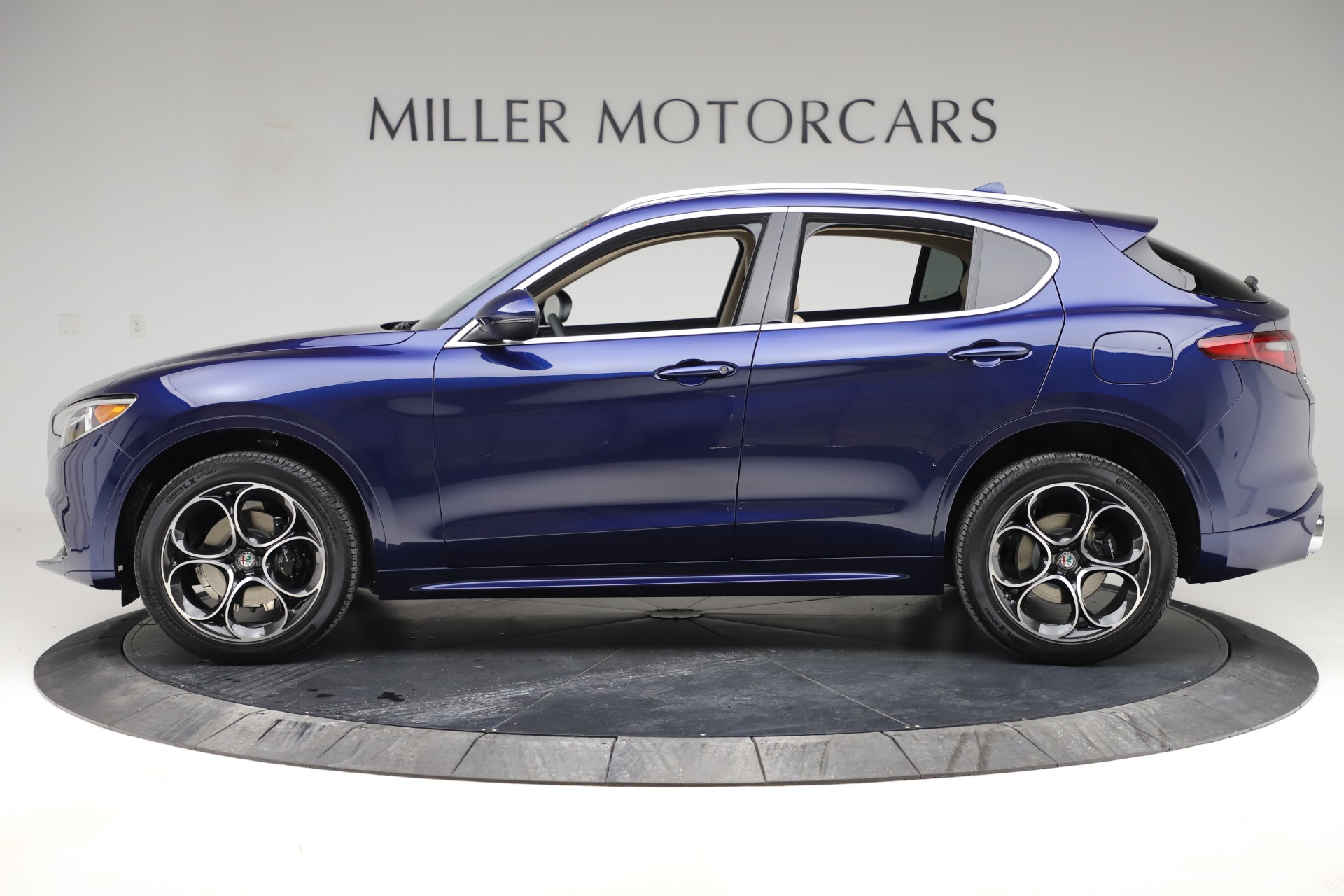 New 2020 Alfa Romeo Stelvio Ti Lusso Q4 | St. Petersburg, FL