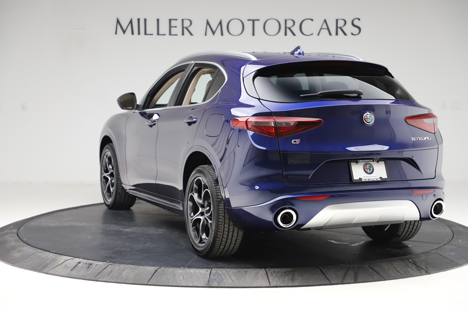 New 2020 Alfa Romeo Stelvio Ti Lusso Q4 | St. Petersburg, FL