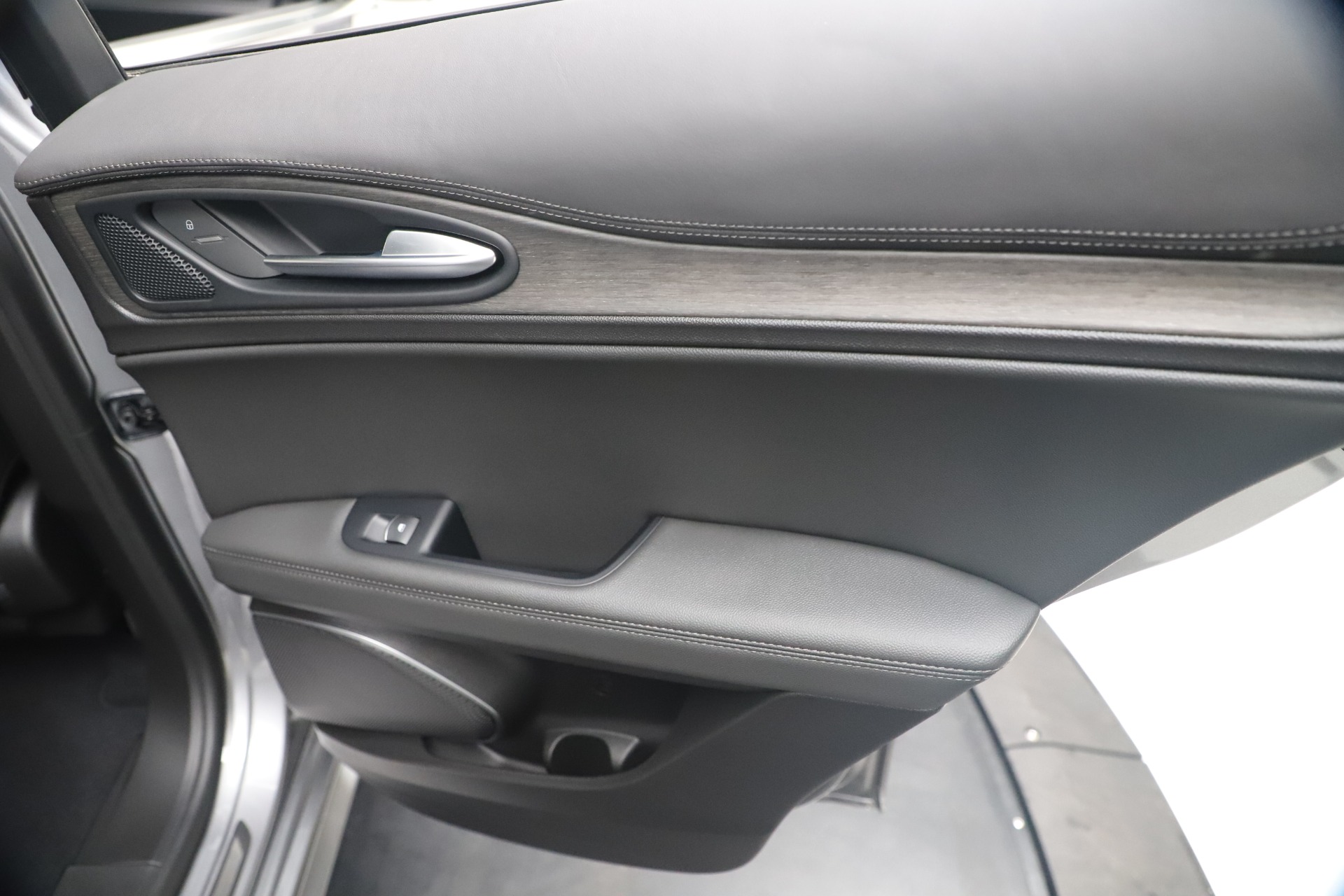 New 2020 Alfa Romeo Stelvio Ti Lusso Q4 | St. Petersburg, FL