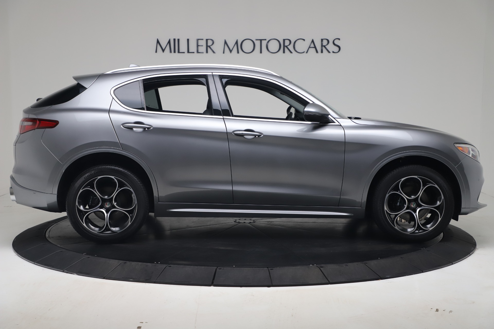 New 2020 Alfa Romeo Stelvio Ti Lusso Q4 | St. Petersburg, FL