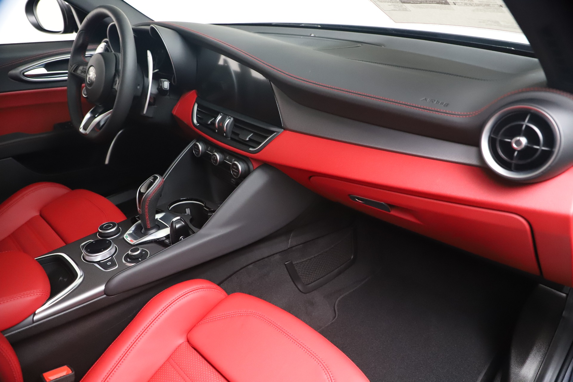 New 2020 Alfa Romeo Giulia Ti Sport Q4 | St. Petersburg, FL
