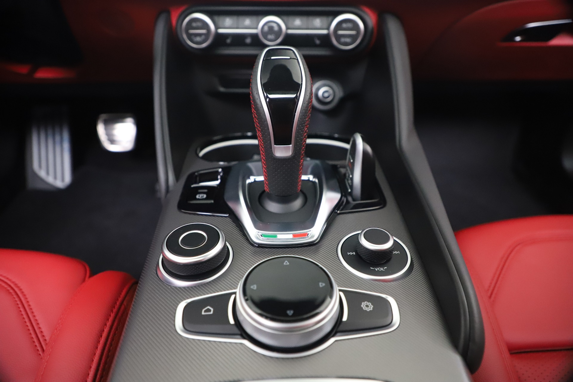 New 2020 Alfa Romeo Giulia Ti Sport Q4 | St. Petersburg, FL