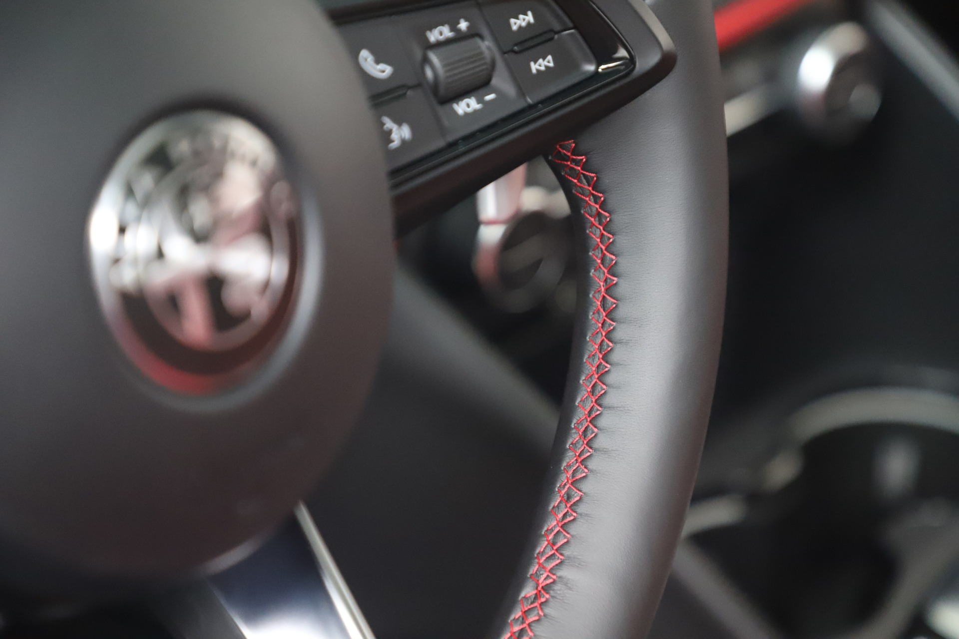 New 2020 Alfa Romeo Giulia Ti Sport Q4 | St. Petersburg, FL