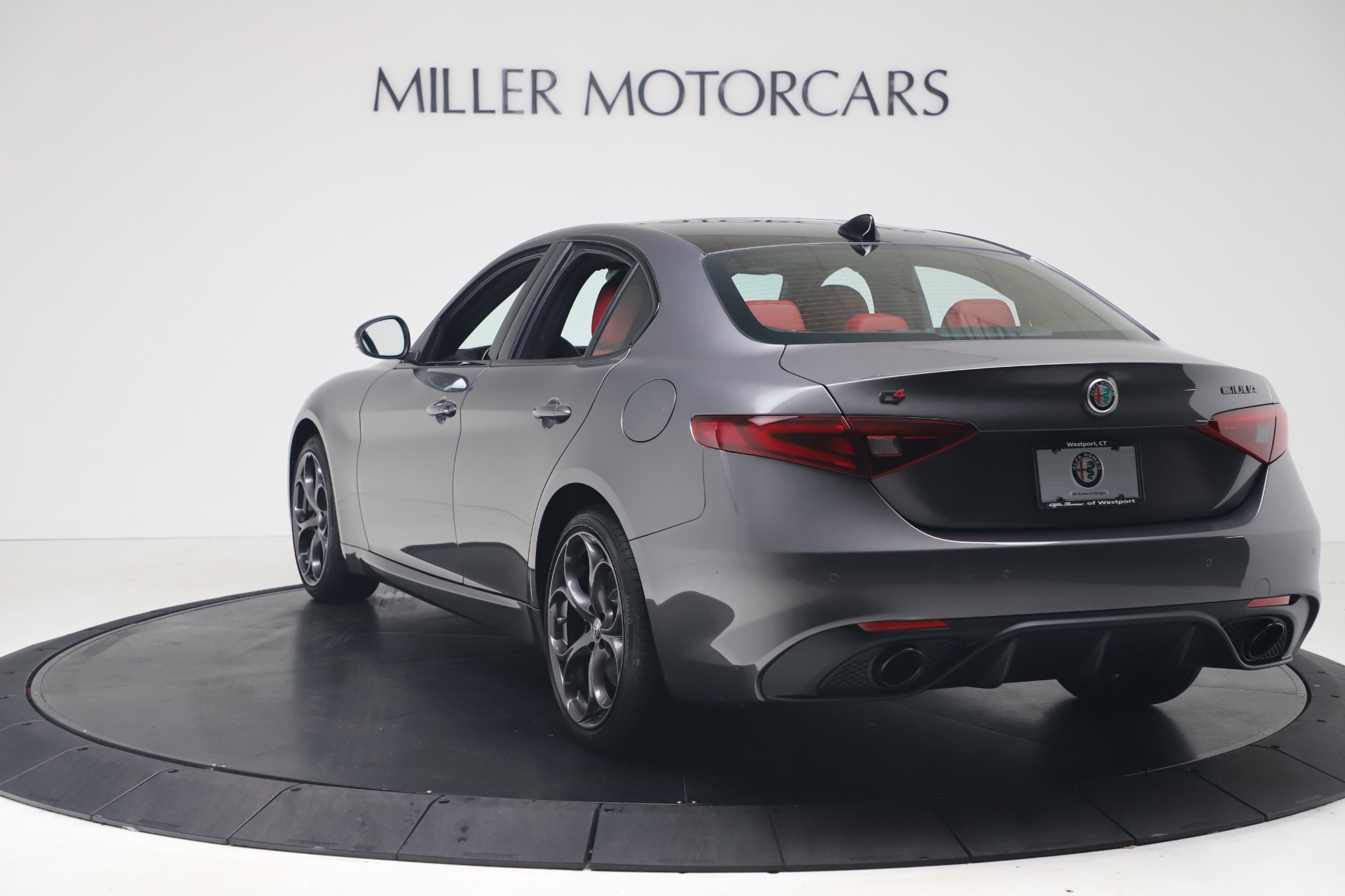 New 2020 Alfa Romeo Giulia Ti Sport Q4 | St. Petersburg, FL