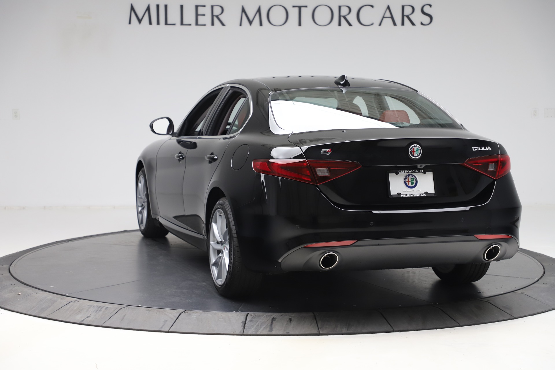 New 2020 Alfa Romeo Giulia Q4 | St. Petersburg, FL