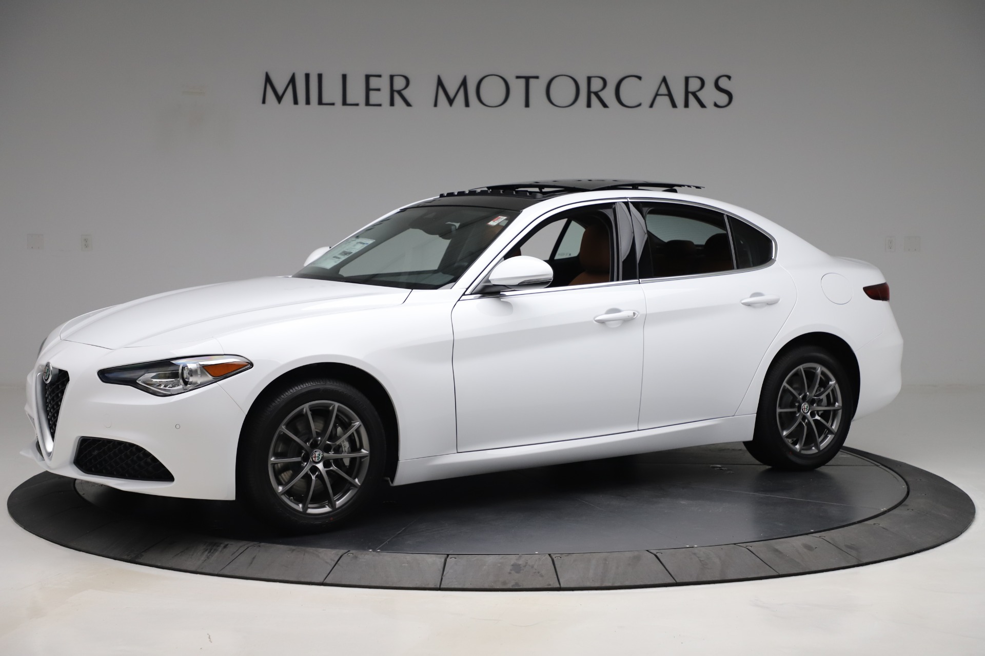 New 2020 Alfa Romeo Giulia Q4 | St. Petersburg, FL