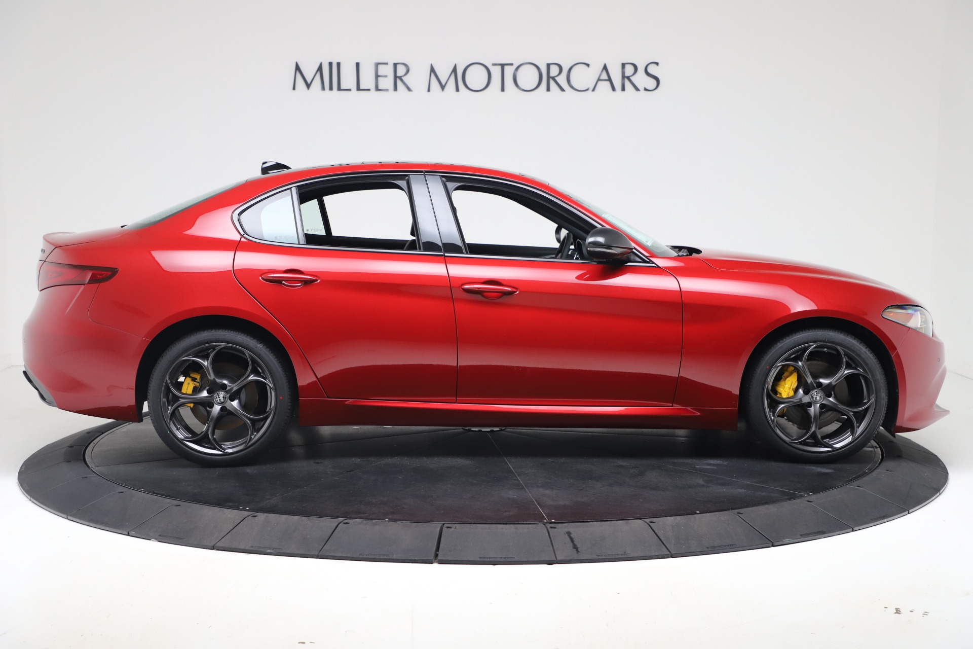New 2020 Alfa Romeo Giulia Ti Sport Q4 | St. Petersburg, FL