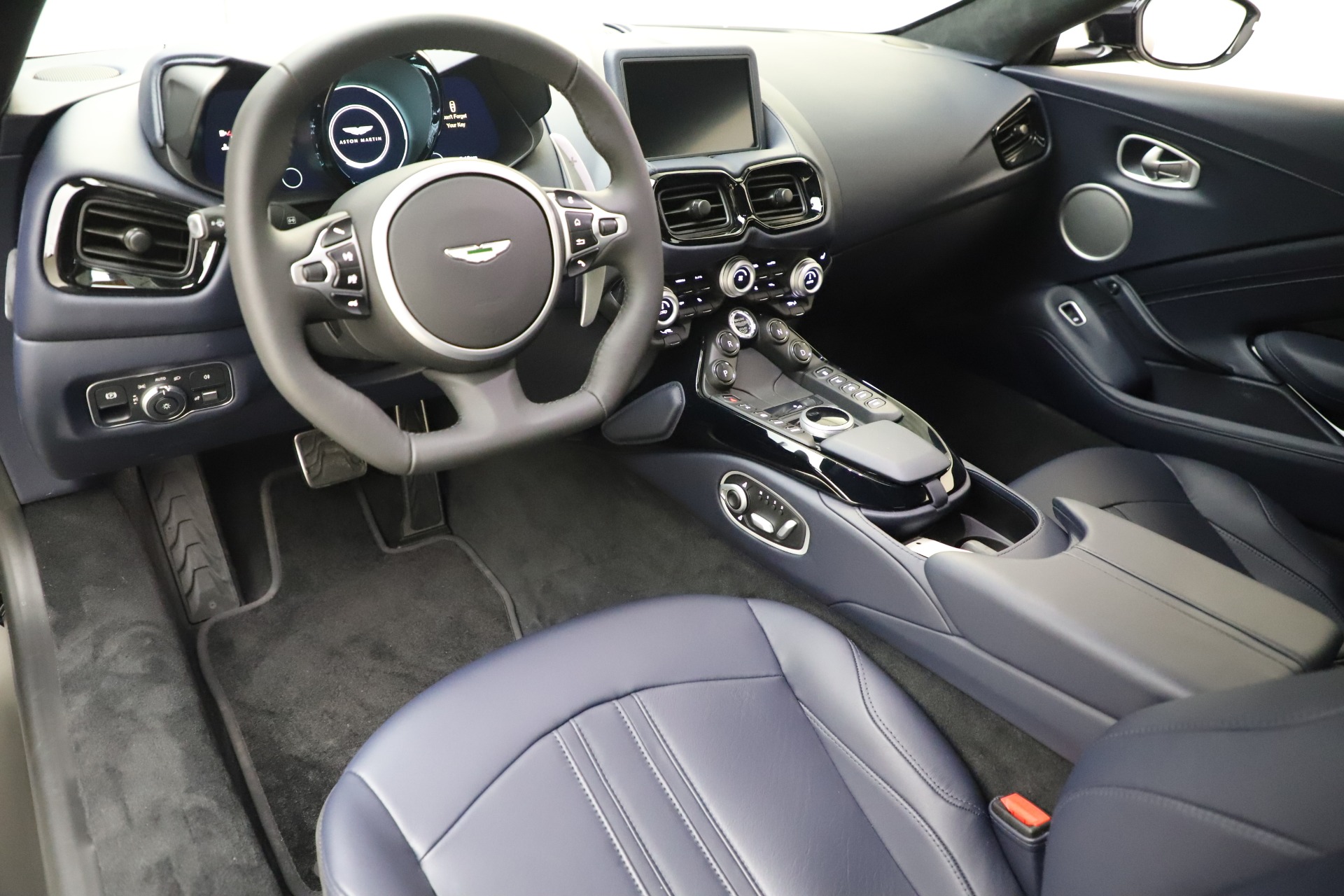 New 2020 Aston Martin Vantage Coupe | St. Petersburg, FL