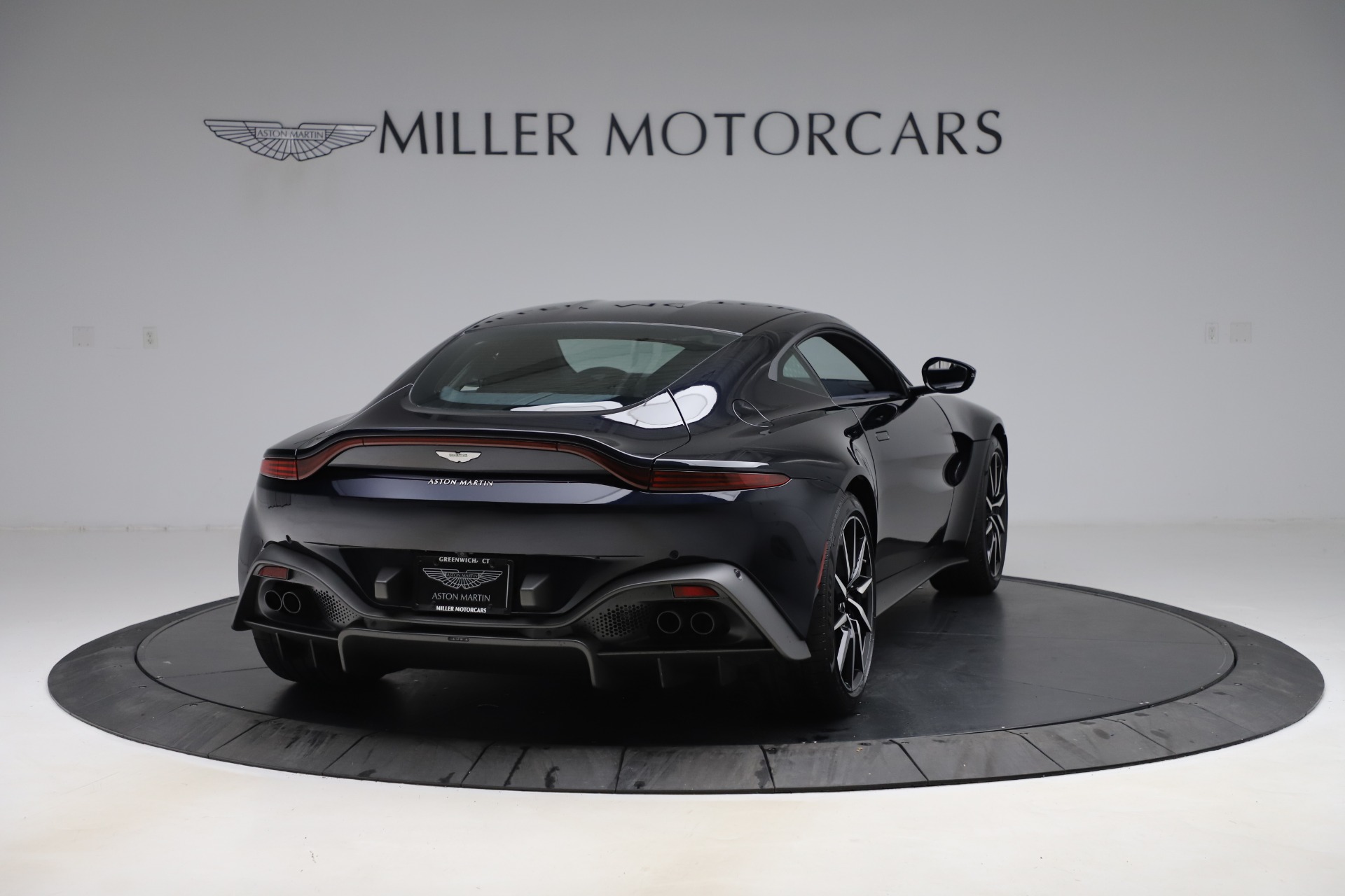 New 2020 Aston Martin Vantage Coupe | St. Petersburg, FL