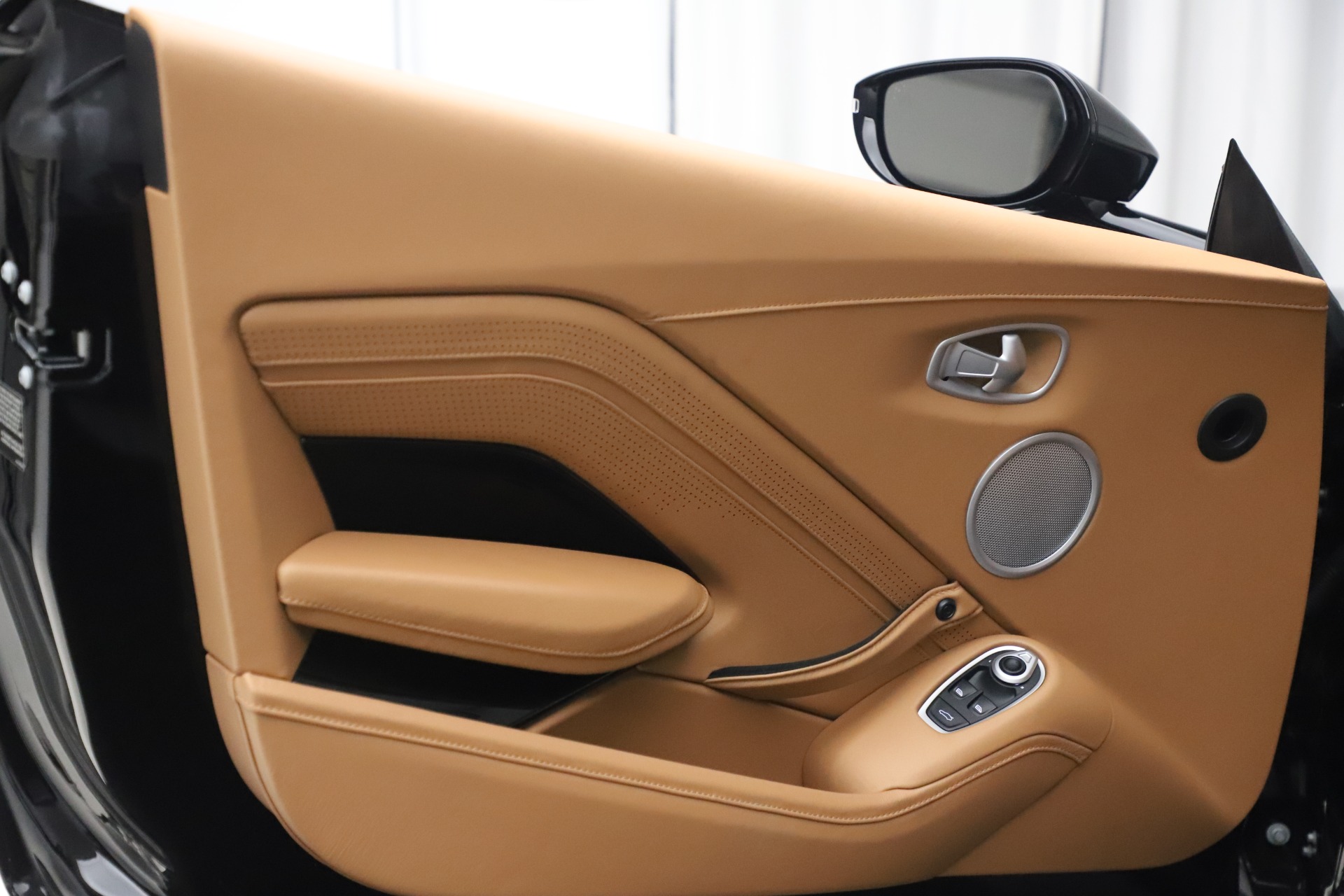 New 2020 Aston Martin Vantage Coupe | St. Petersburg, FL