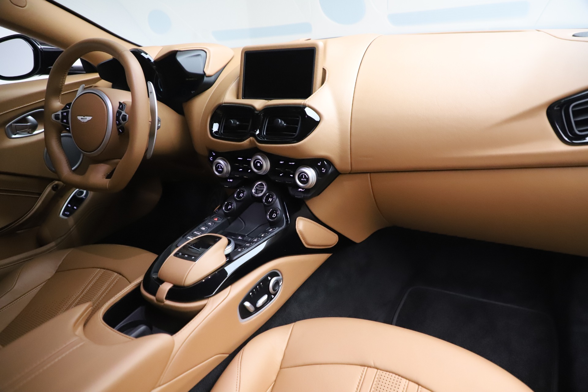 New 2020 Aston Martin Vantage Coupe | St. Petersburg, FL