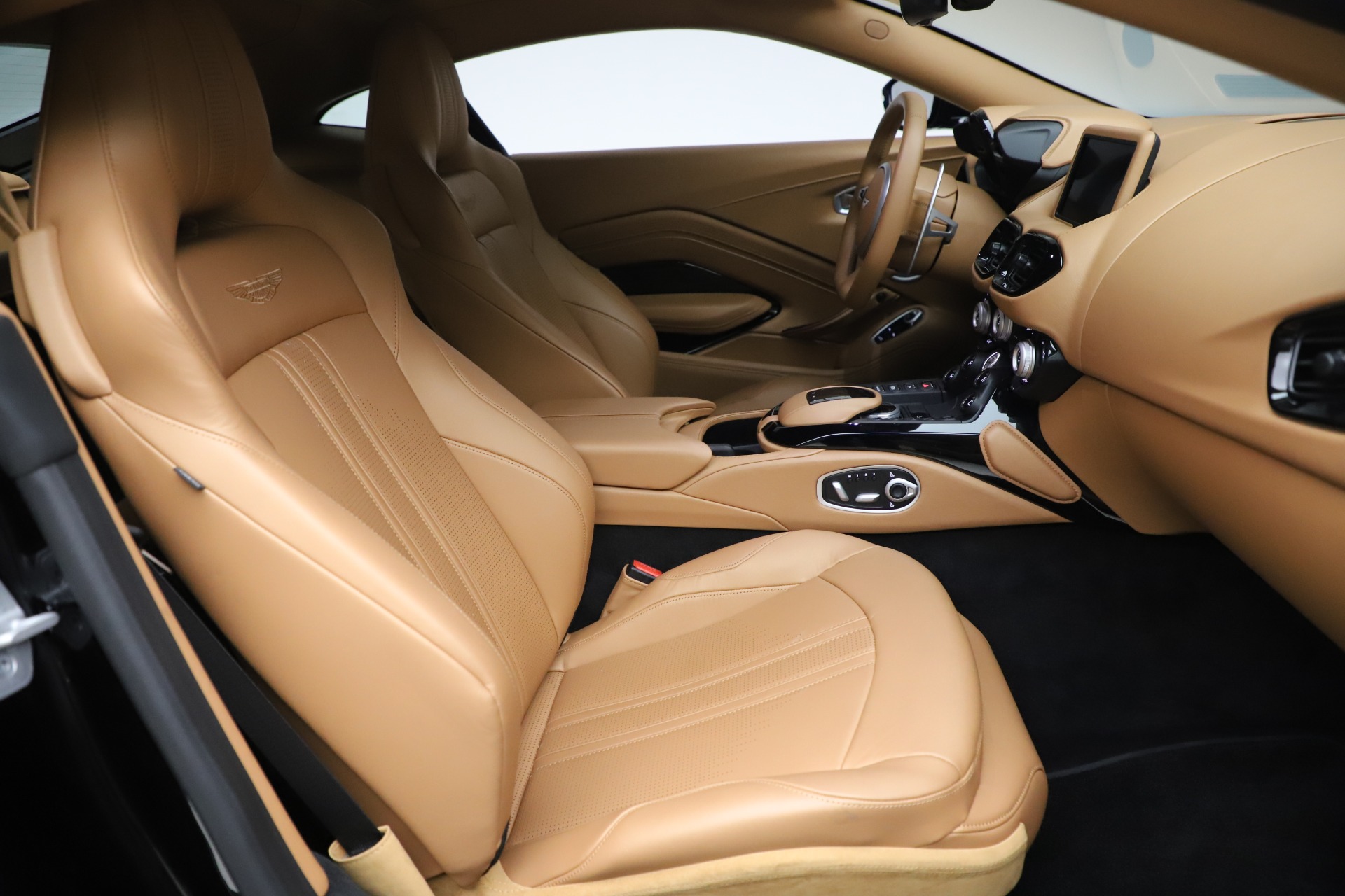 New 2020 Aston Martin Vantage Coupe | St. Petersburg, FL
