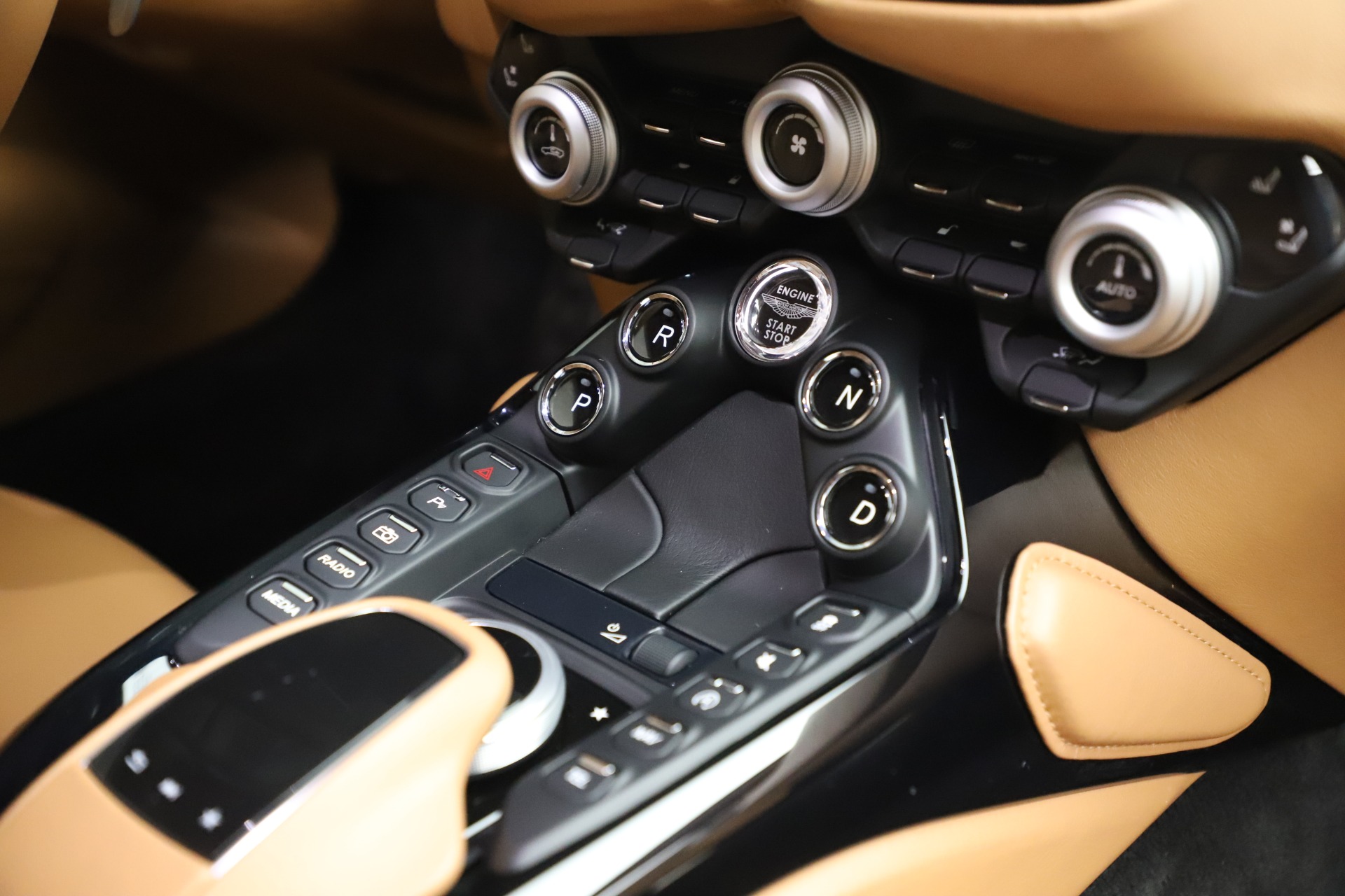 New 2020 Aston Martin Vantage Coupe | St. Petersburg, FL