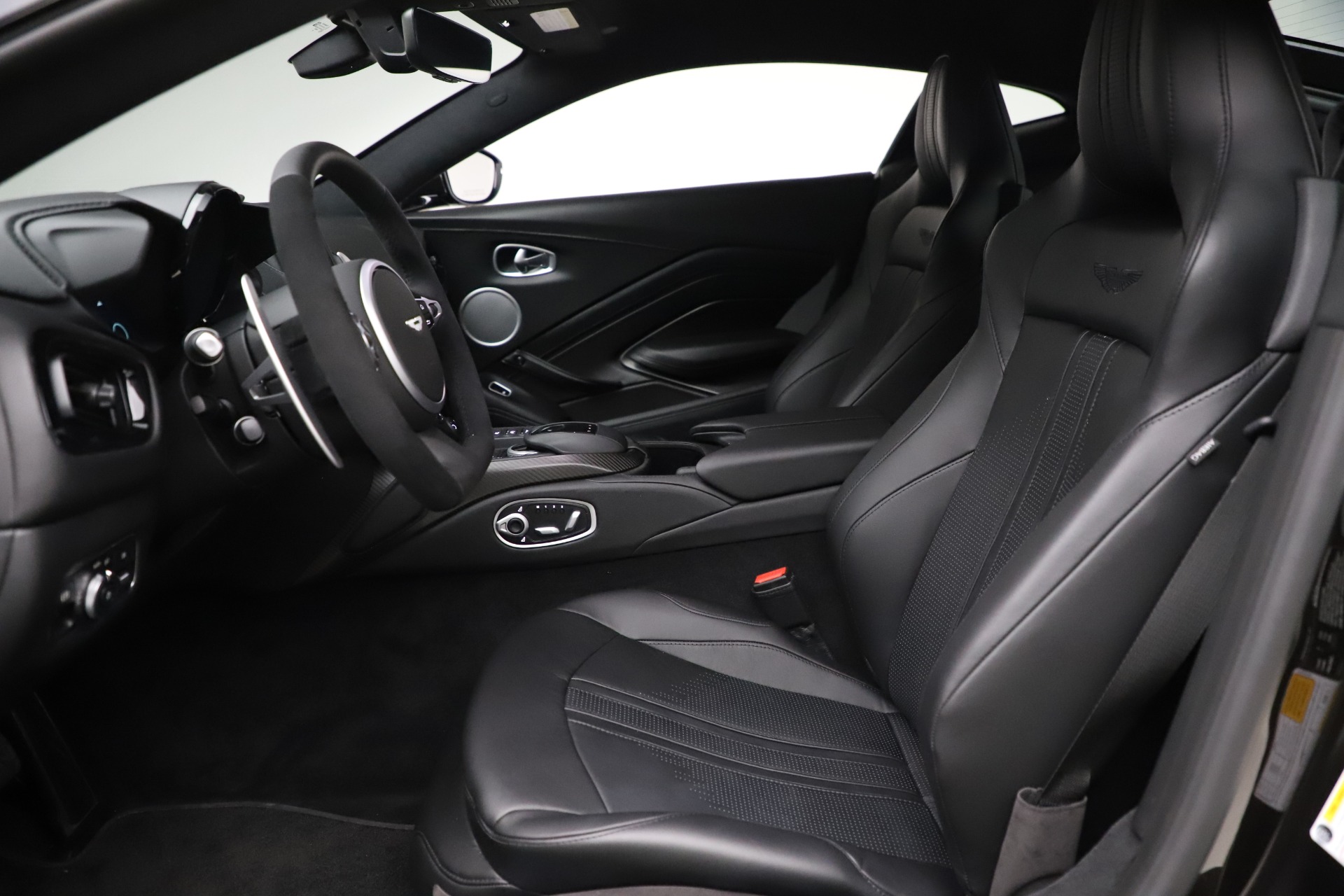 New 2020 Aston Martin Vantage Coupe | St. Petersburg, FL