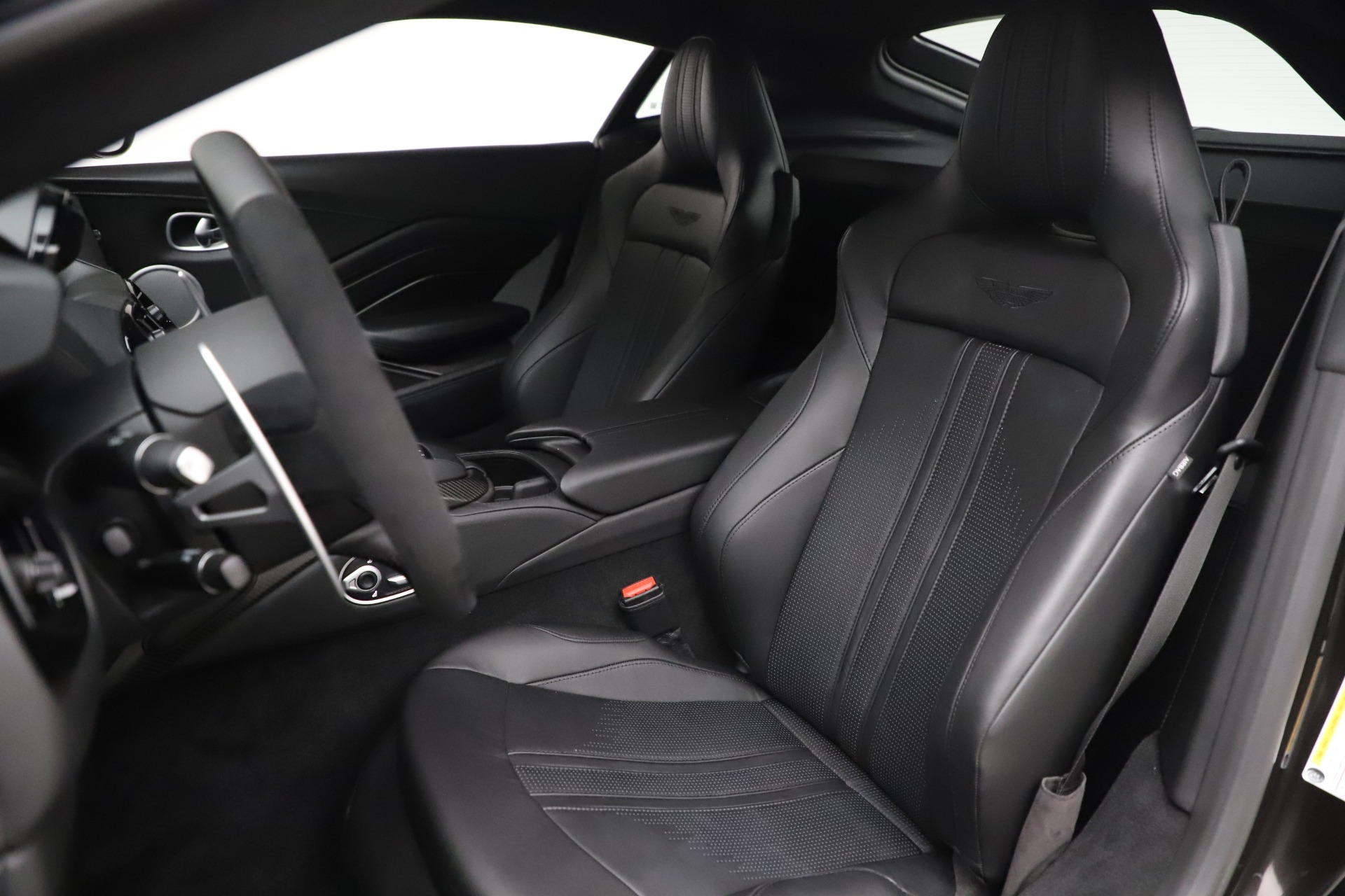 New 2020 Aston Martin Vantage Coupe | St. Petersburg, FL
