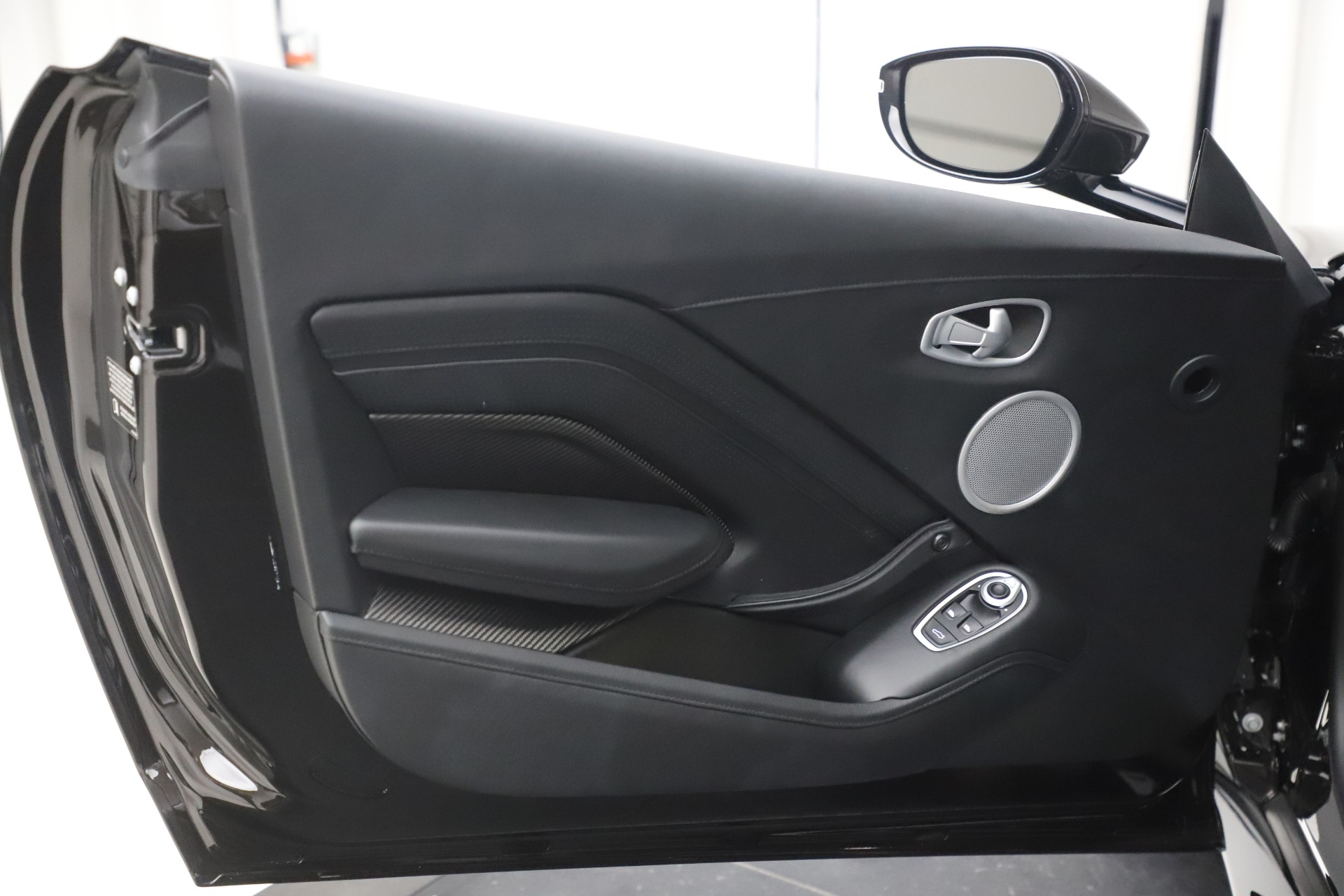New 2020 Aston Martin Vantage Coupe | St. Petersburg, FL