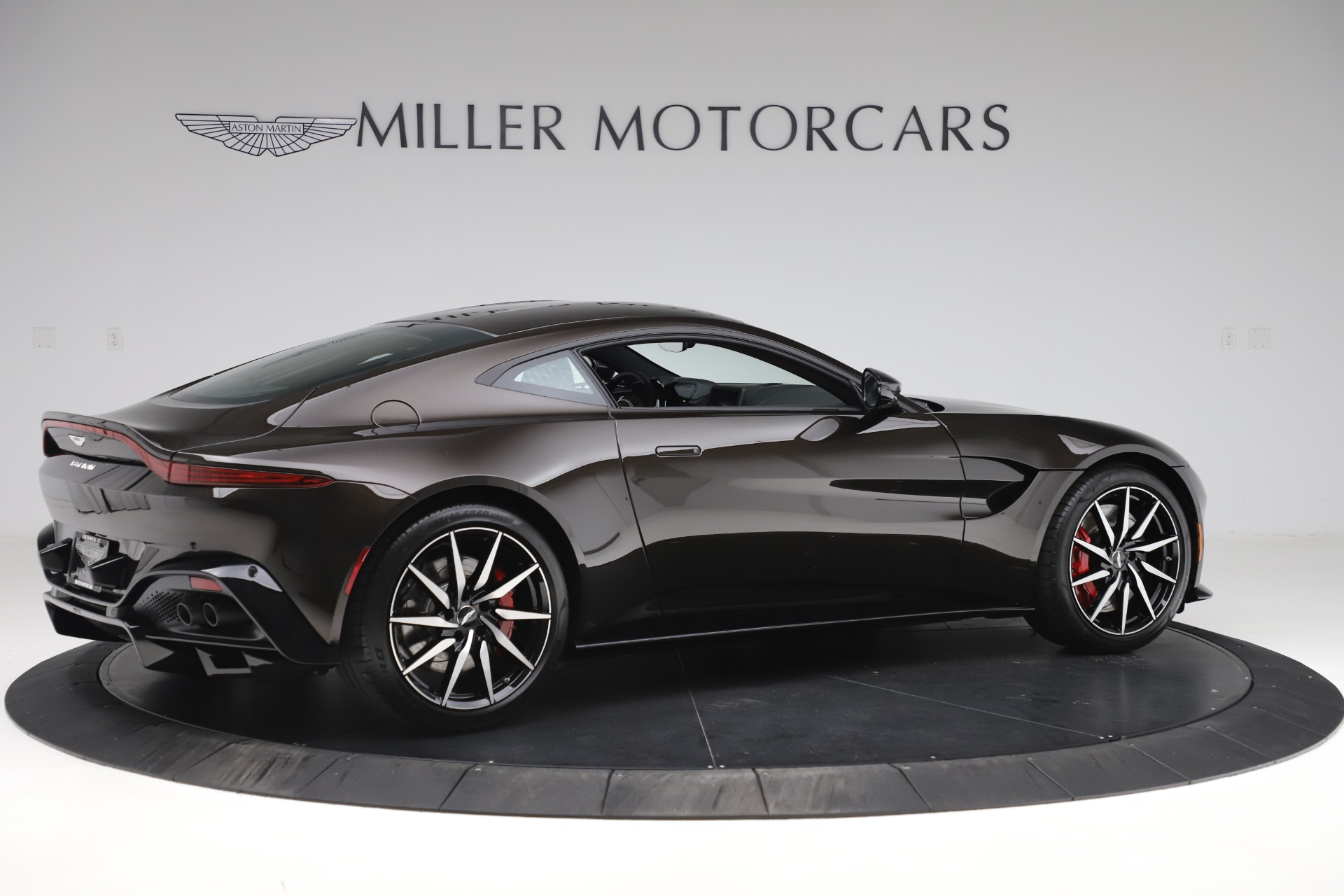 New 2020 Aston Martin Vantage Coupe | St. Petersburg, FL