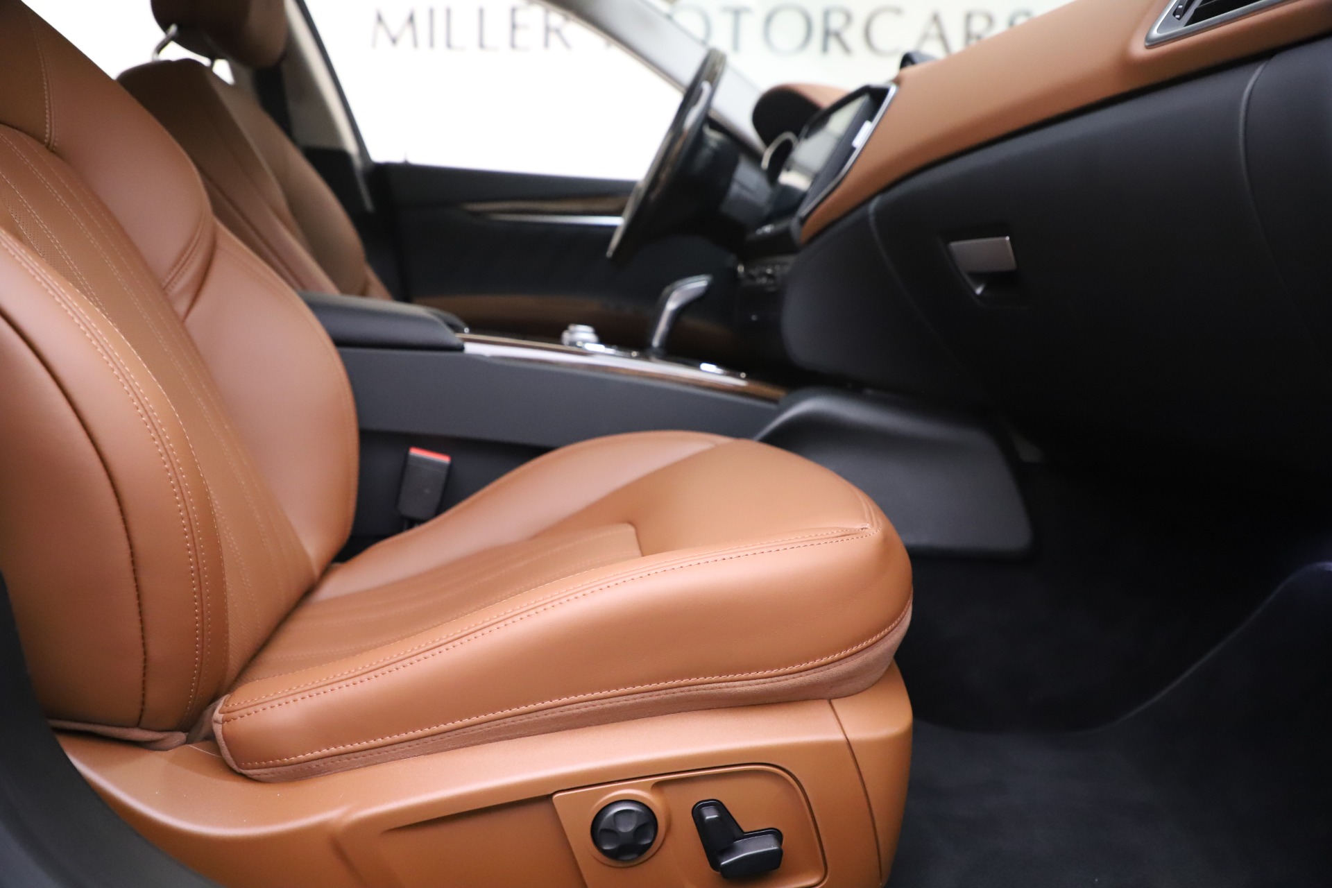 New 2020 Maserati Ghibli S Q4 GranLusso | St. Petersburg, FL
