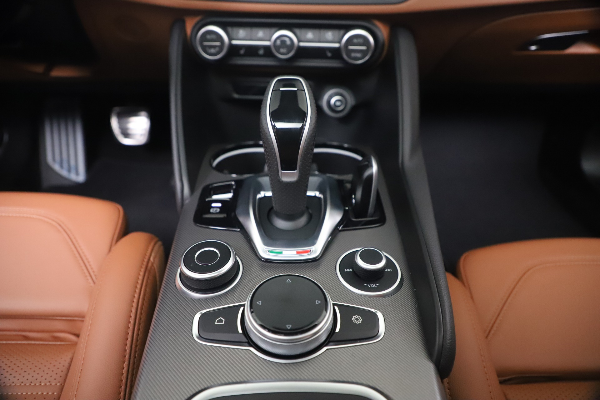 New 2020 Alfa Romeo Giulia Ti Sport Q4 | St. Petersburg, FL
