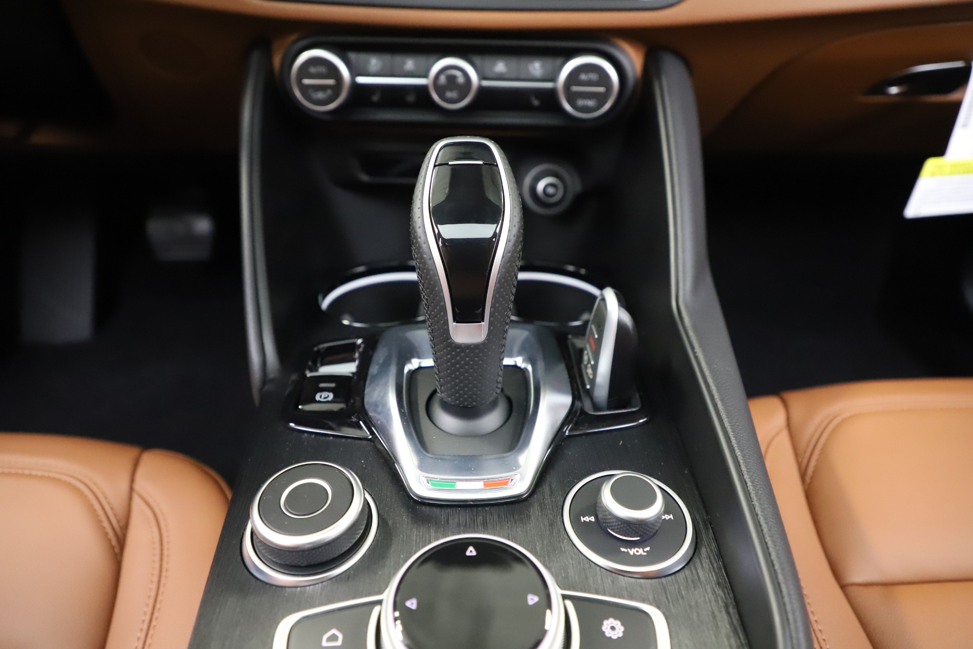 New 2020 Alfa Romeo Giulia Q4 | St. Petersburg, FL