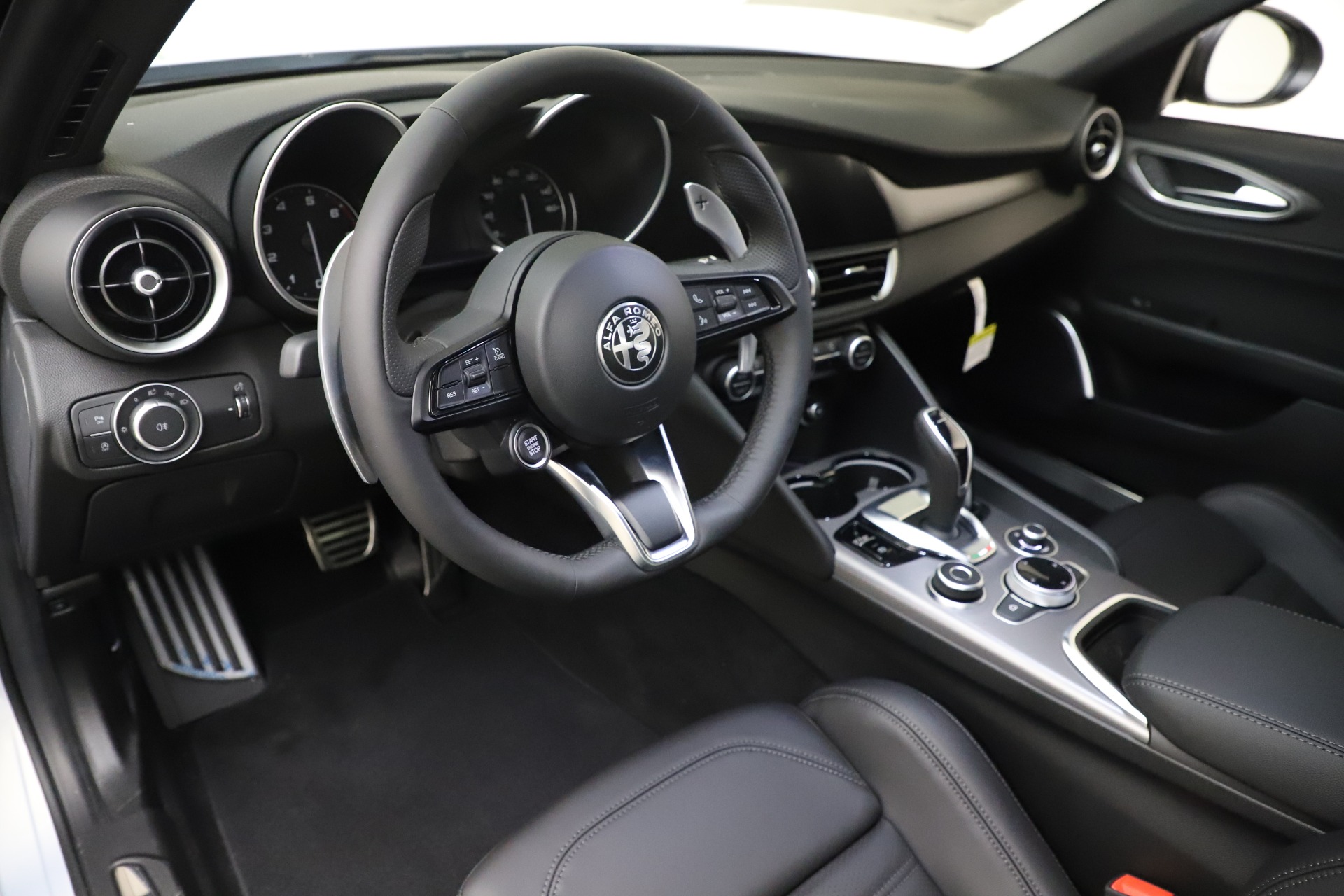 New 2020 Alfa Romeo Giulia Ti Sport Q4 | St. Petersburg, FL