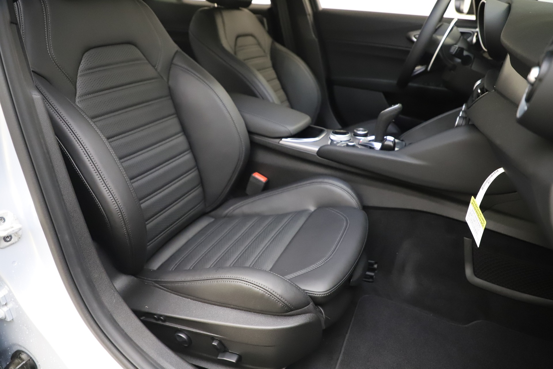 New 2020 Alfa Romeo Giulia Ti Sport Q4 | St. Petersburg, FL