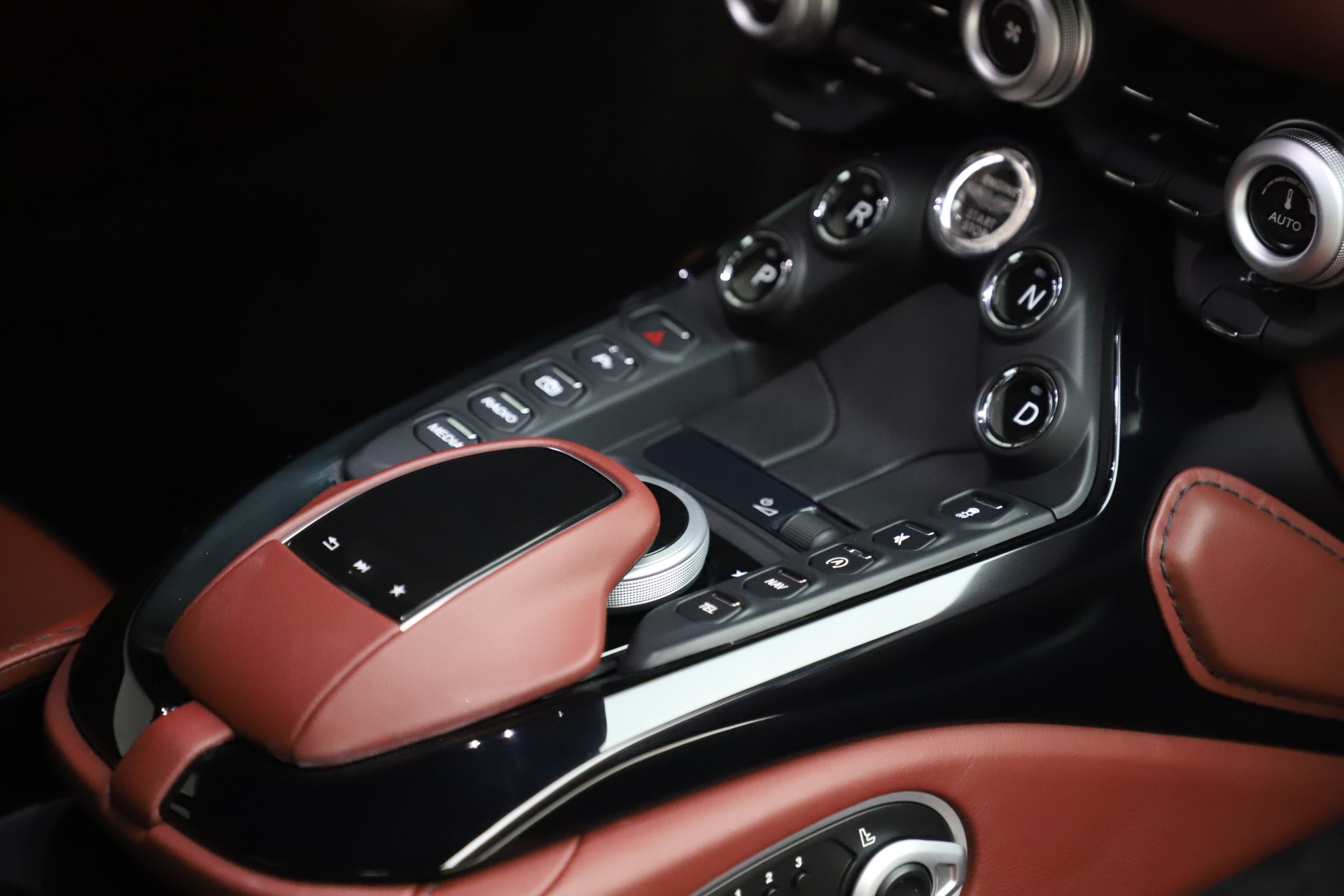 Used 2020 Aston Martin Vantage | St. Petersburg, FL