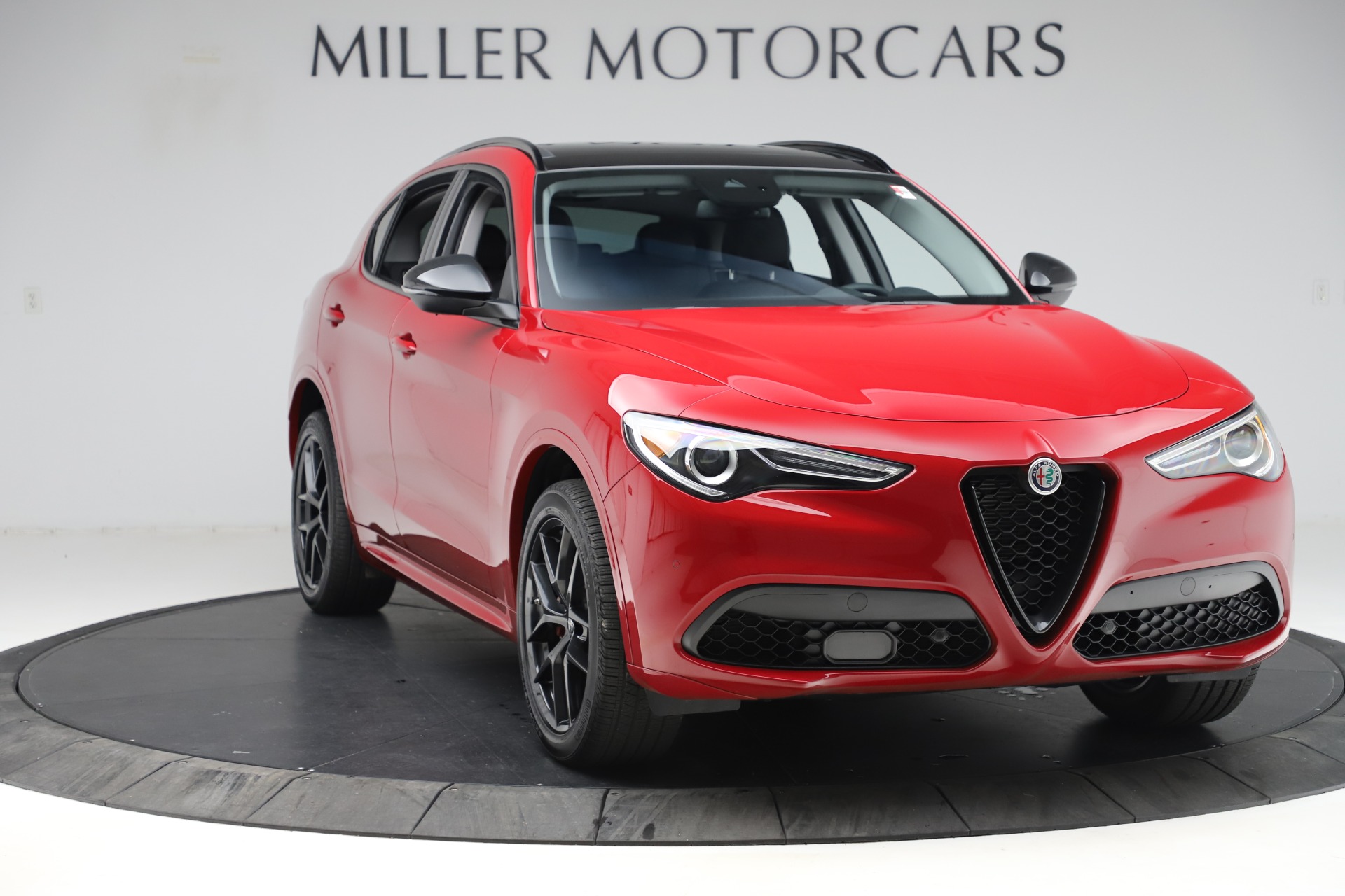 New 2020 Alfa Romeo Stelvio Sport Q4 | St. Petersburg, FL