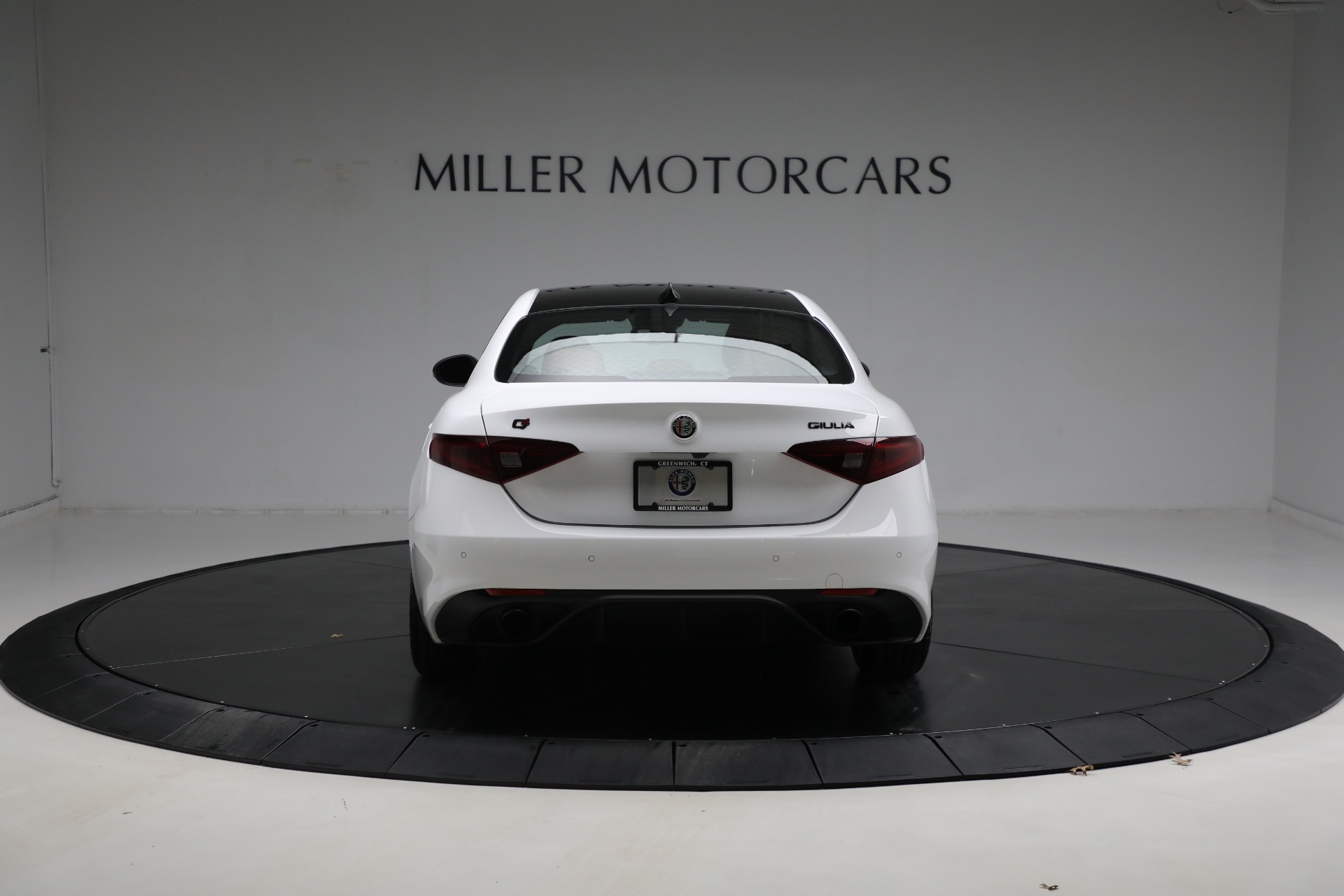 New 2020 Alfa Romeo Giulia Ti Sport Q4 | St. Petersburg, FL