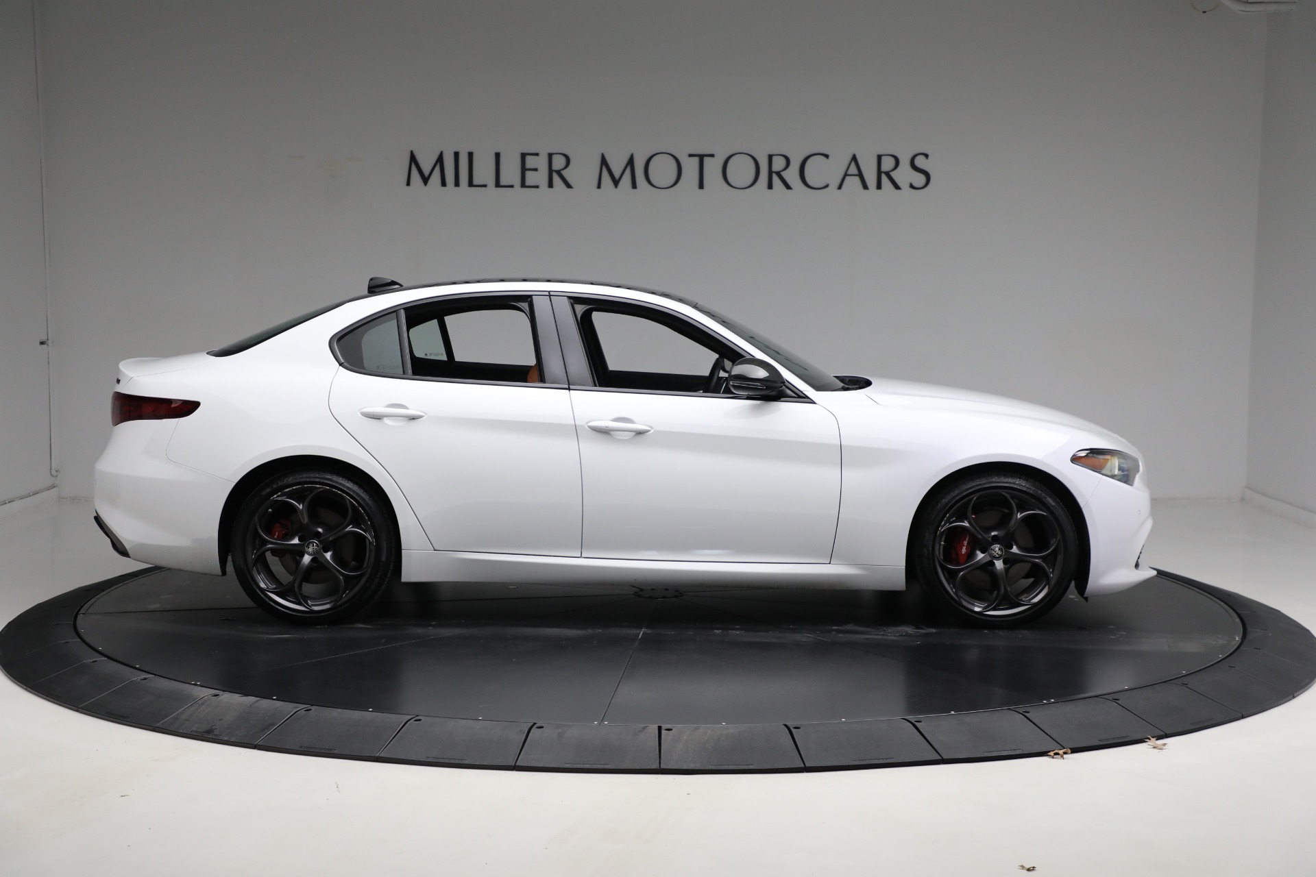 New 2020 Alfa Romeo Giulia Ti Sport Q4 | St. Petersburg, FL