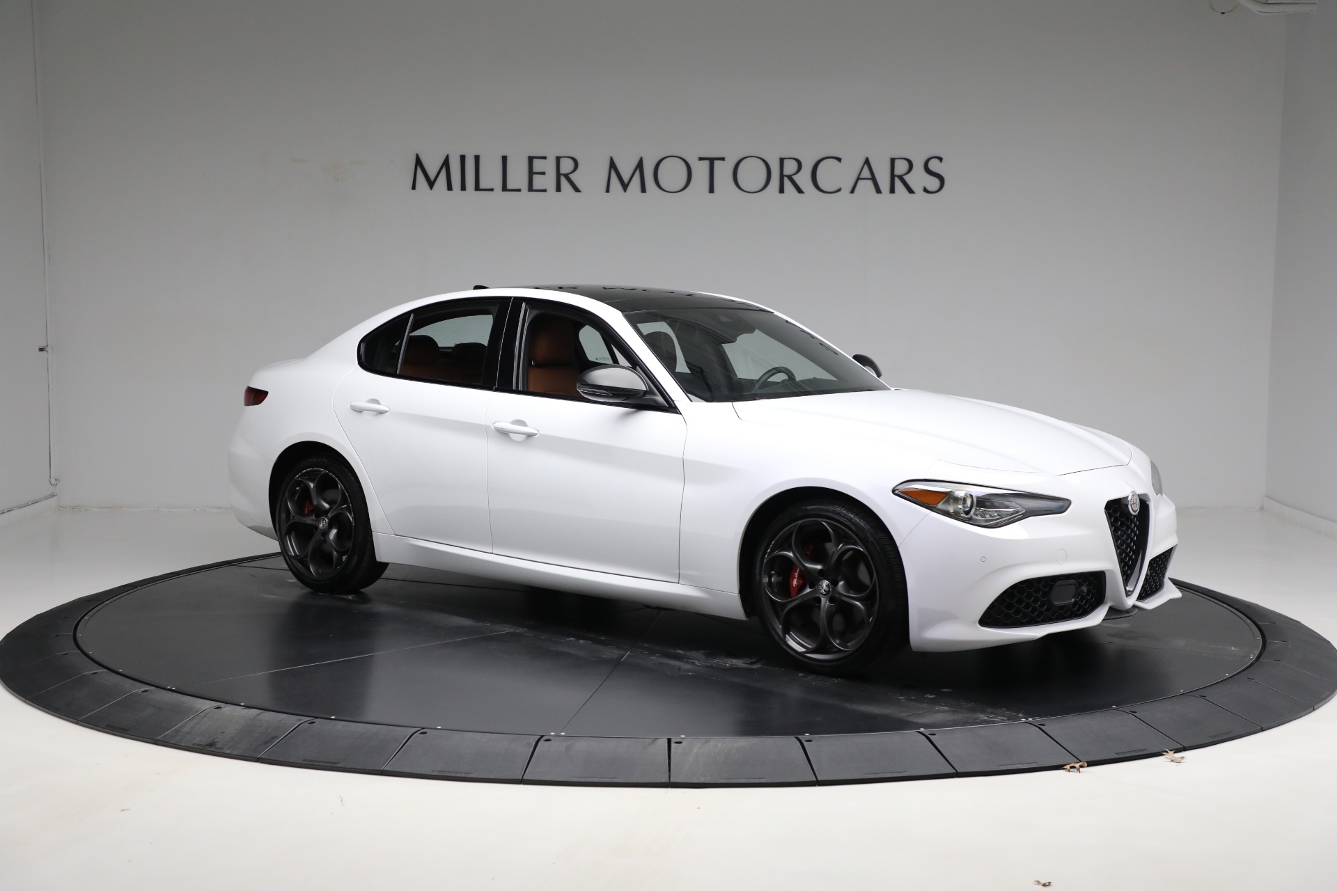 New 2020 Alfa Romeo Giulia Ti Sport Q4 | St. Petersburg, FL